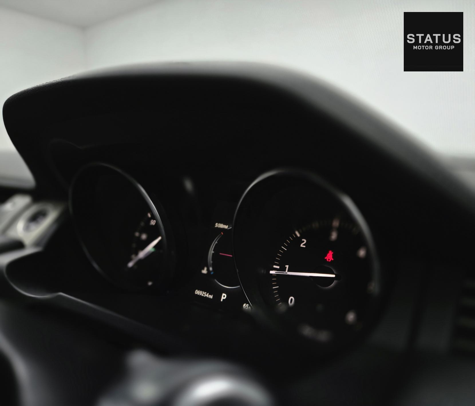 Land Rover Range Rover Evoque 2.0 TD4 SE Tech SUV 5dr Diesel Auto 4WD Euro 6 (s/s) (180 ps)