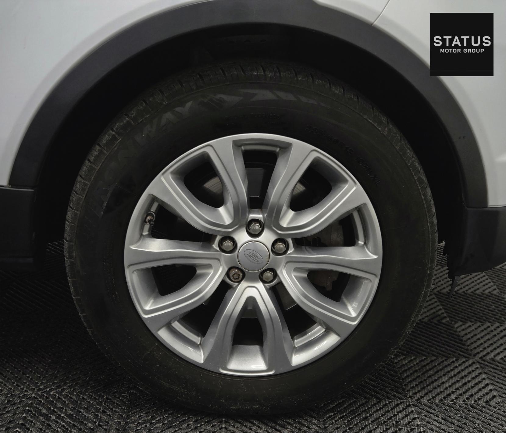 Land Rover Range Rover Evoque 2.0 TD4 SE Tech SUV 5dr Diesel Auto 4WD Euro 6 (s/s) (180 ps)