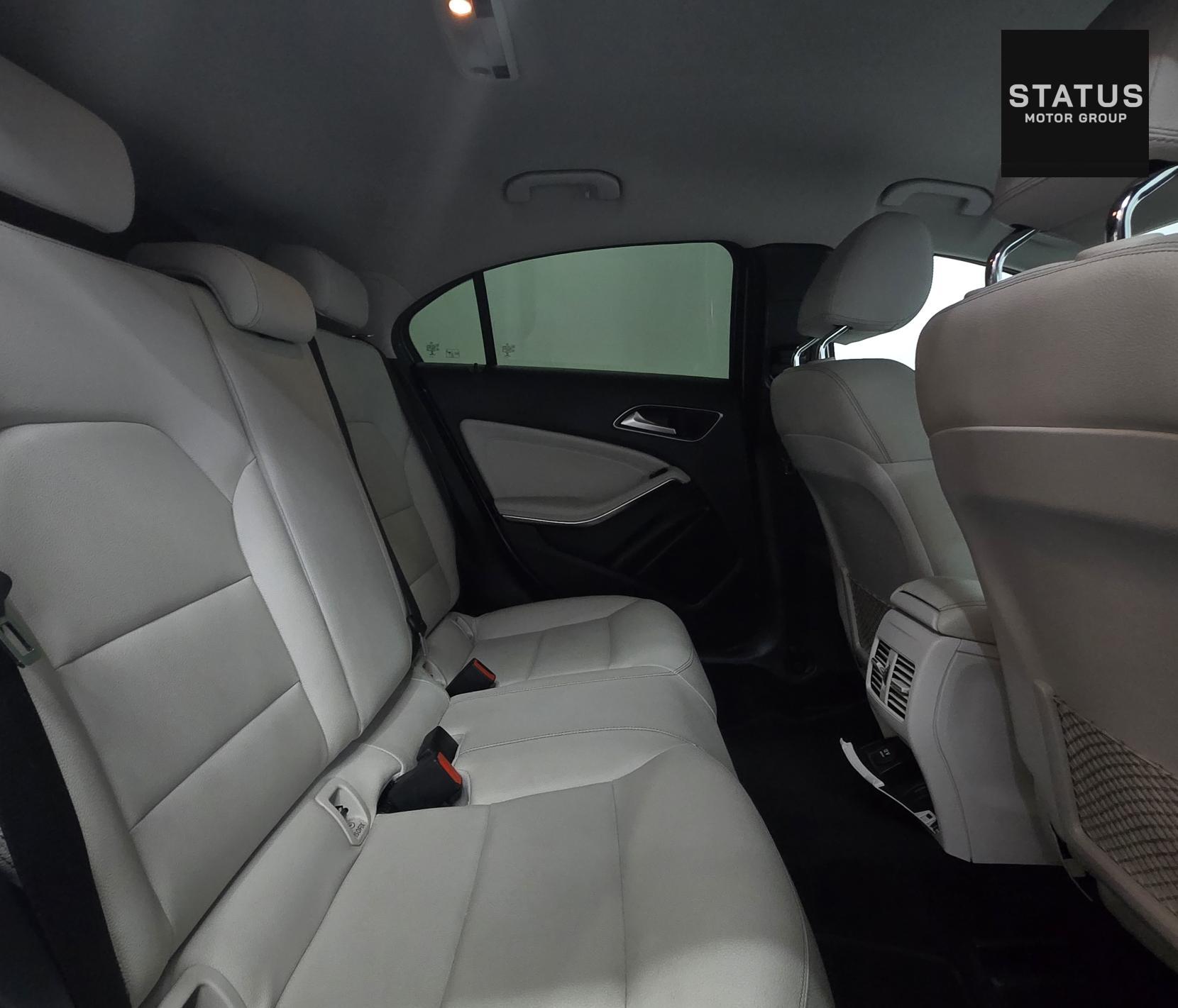 Mercedes-Benz A Class 1.5 A180d Sport Hatchback 5dr Diesel 7G-DCT Euro 6 (s/s) (109 ps)