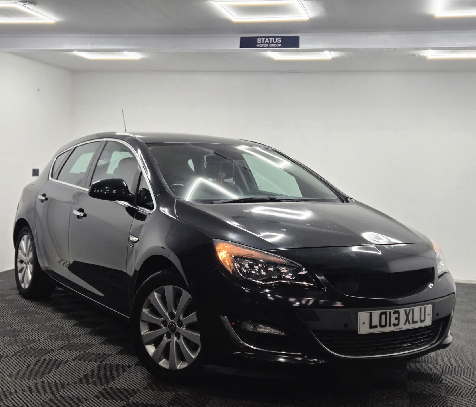 Vauxhall Astra 2.0 CDTi Elite Hatchback 5dr Diesel Auto Euro 5 (165 ps)