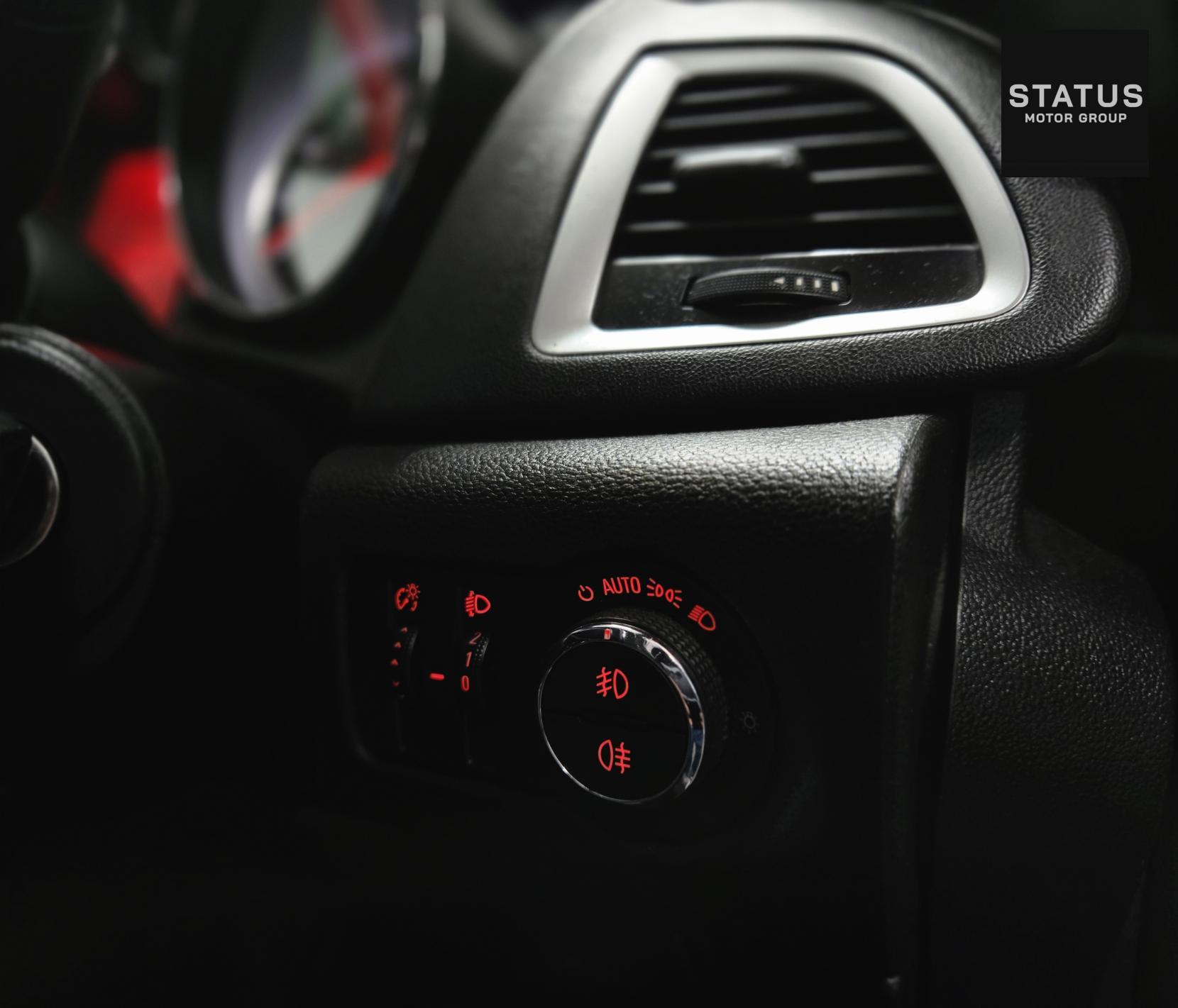 Vauxhall Astra 2.0 CDTi Elite Hatchback 5dr Diesel Auto Euro 5 (165 ps)