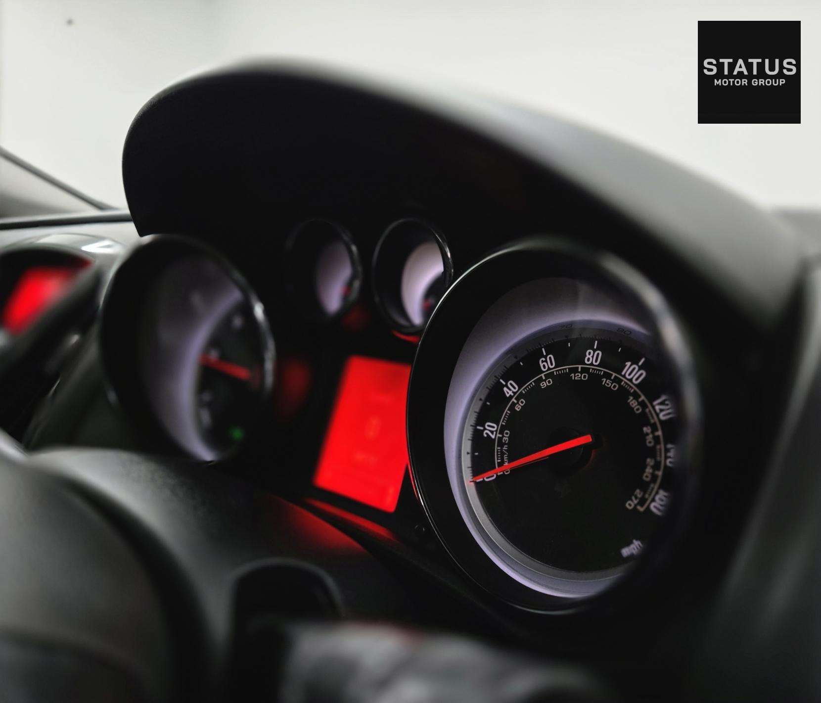 Vauxhall Astra 2.0 CDTi Elite Hatchback 5dr Diesel Auto Euro 5 (165 ps)