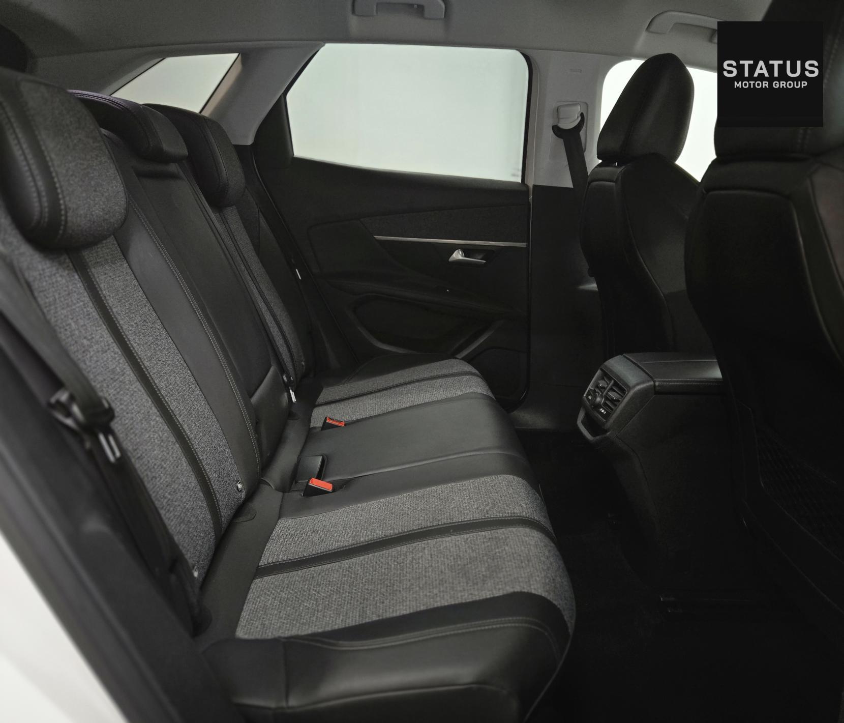 Peugeot 3008 1.2 PureTech Allure SUV 5dr Petrol EAT Euro 6 (s/s) (130 ps)