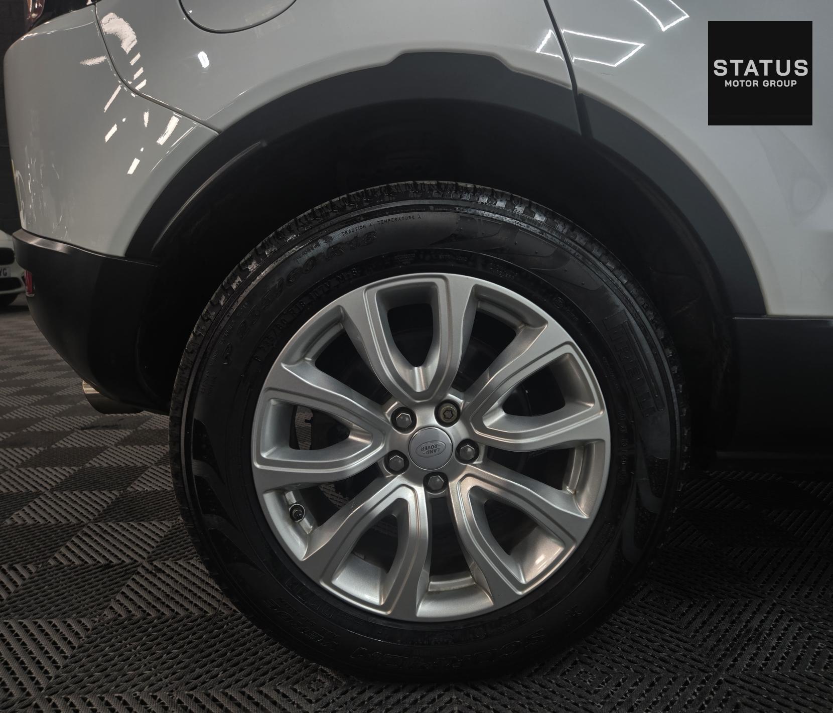 Land Rover Range Rover Evoque 2.0 TD4 SE Tech SUV 5dr Diesel Auto 4WD Euro 6 (s/s) (180 ps)