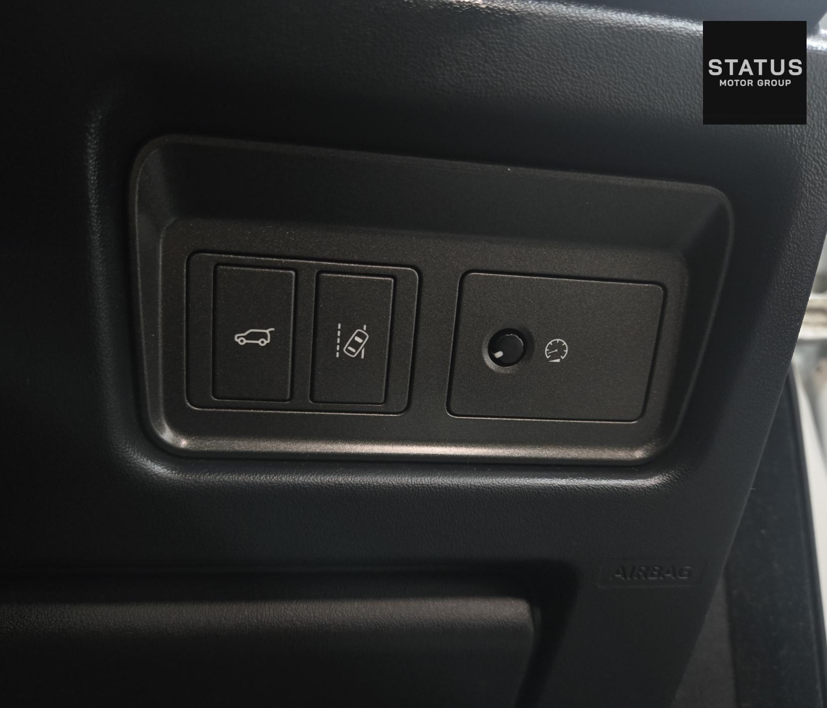 Land Rover Range Rover Evoque 2.0 TD4 SE Tech SUV 5dr Diesel Auto 4WD Euro 6 (s/s) (180 ps)