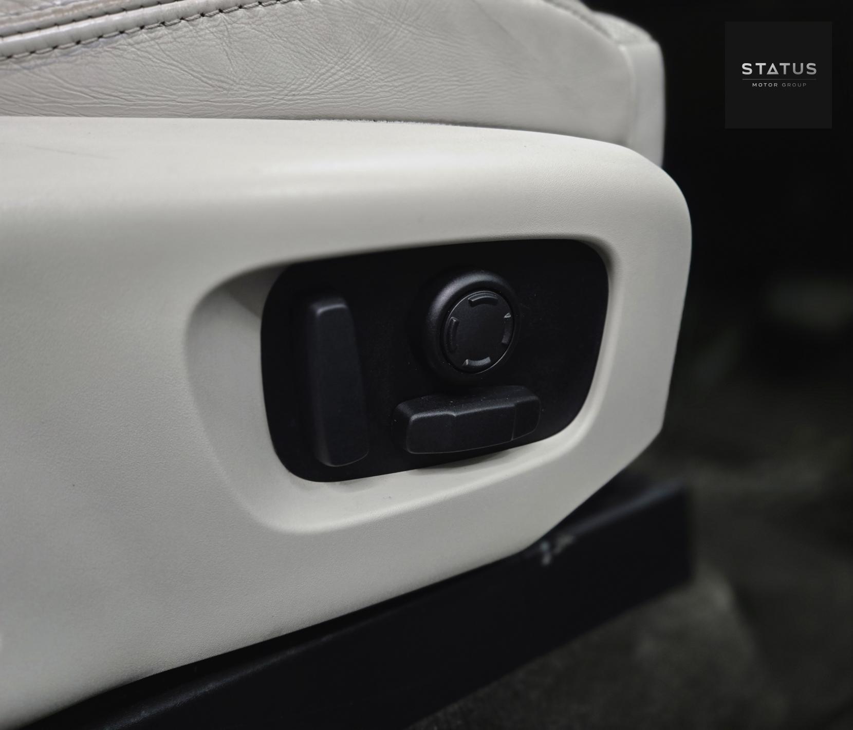 Land Rover Discovery 2.0 SD4 HSE SUV 5dr Diesel Auto 4WD Euro 6 (s/s) (240 ps)