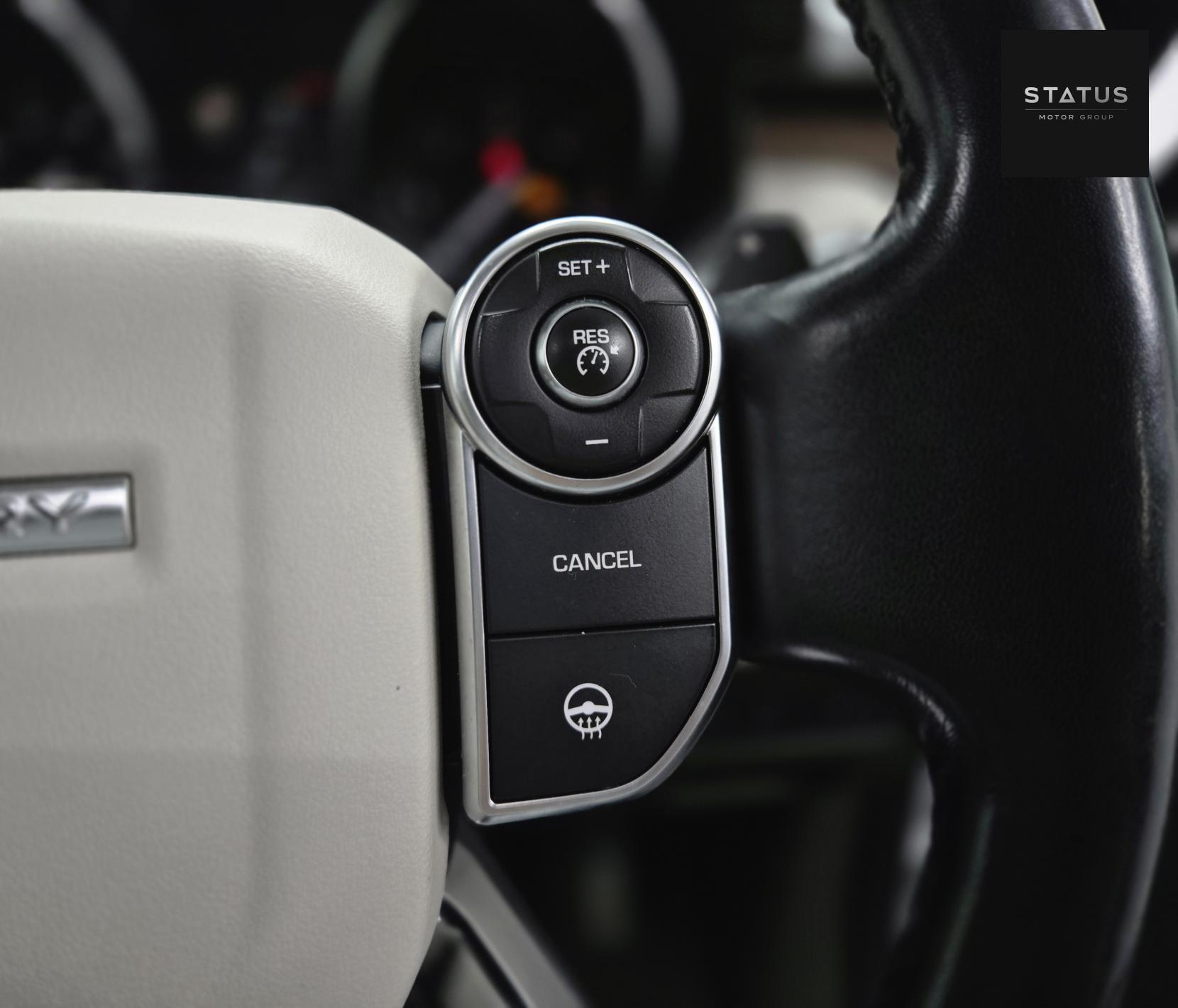 Land Rover Discovery 2.0 SD4 HSE SUV 5dr Diesel Auto 4WD Euro 6 (s/s) (240 ps)