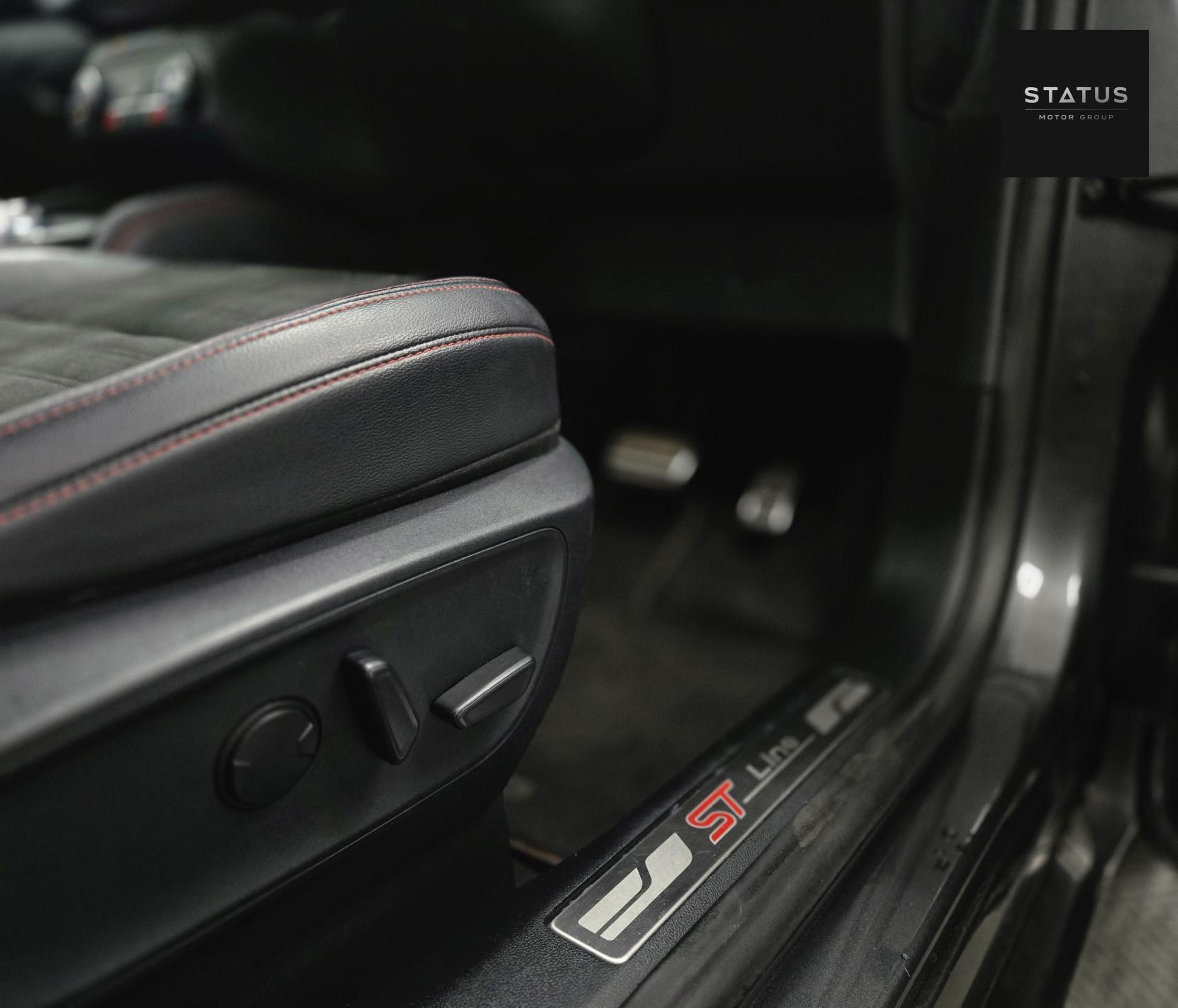 Ford Kuga 2.5 EcoBoost Duratec 14.4kWh ST-Line X SUV 5dr Petrol Plug-in Hybrid CVT Euro 6 (s/s) (225 ps)