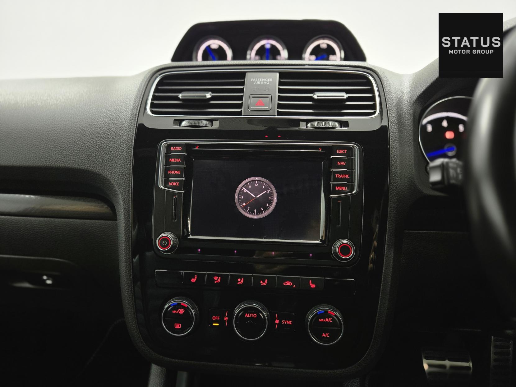 Volkswagen Scirocco 2.0 TSI BlueMotion Tech R Hatchback 3dr Petrol DSG Euro 6 (s/s) (280 ps)