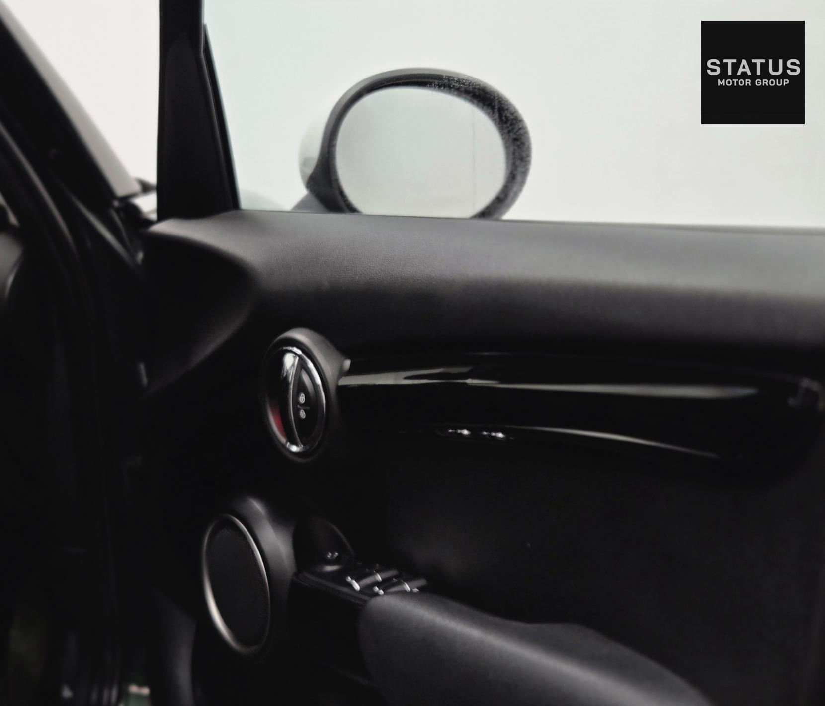 MINI Hatch 2.0 Cooper S Hatchback 5dr Petrol Auto Euro 6 (s/s) (192 ps)