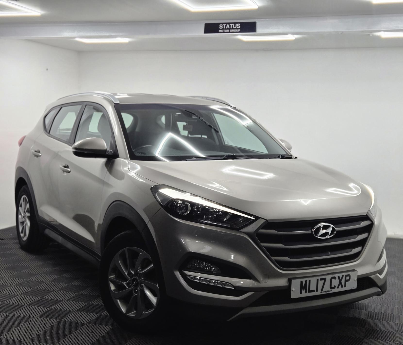 Hyundai TUCSON 2.0 CRDi SE Nav SUV 5dr Diesel Auto 4WD Euro 6 (185 ps)