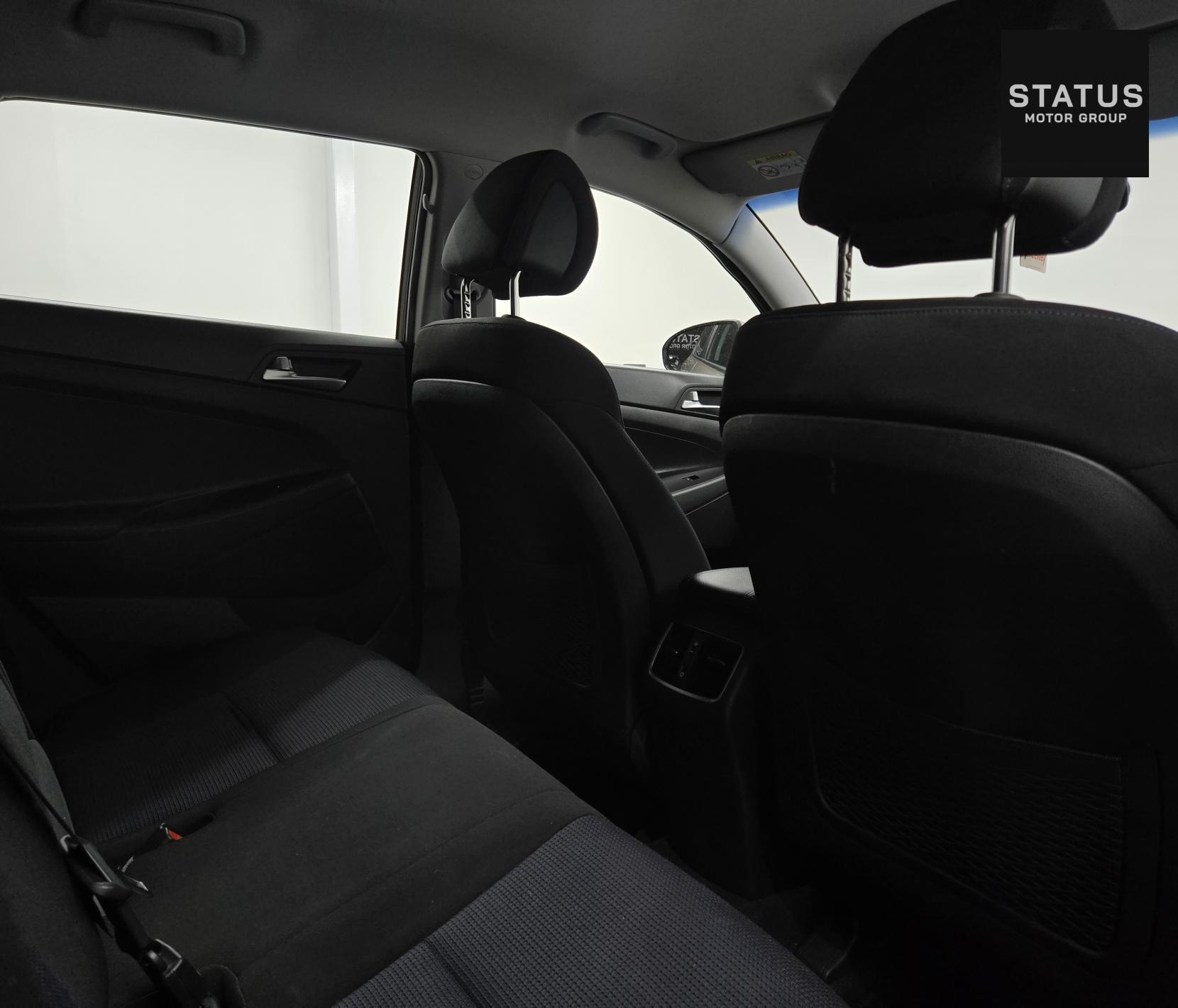 Hyundai TUCSON 2.0 CRDi SE Nav SUV 5dr Diesel Auto 4WD Euro 6 (185 ps)