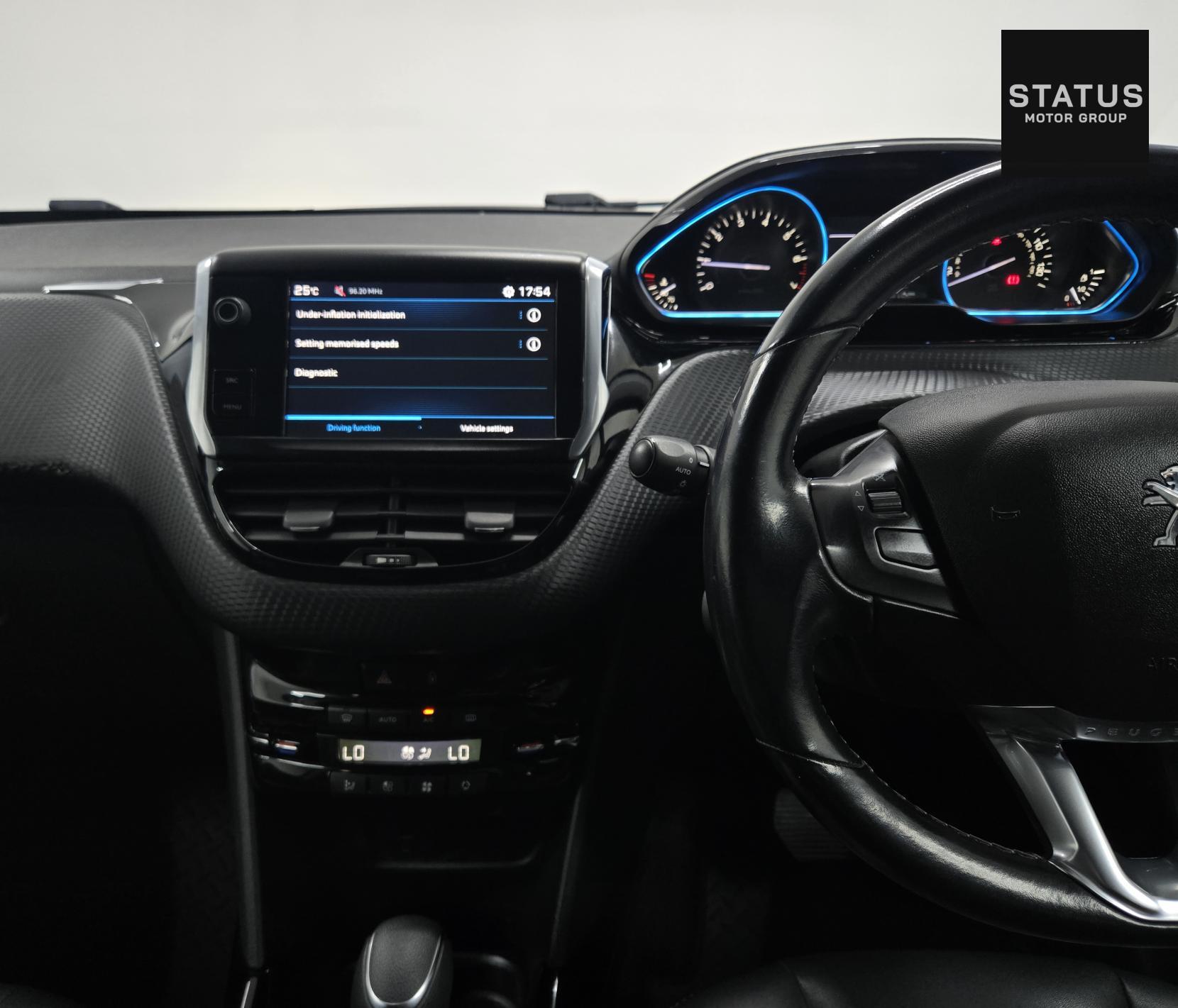 Peugeot 2008 1.2 PureTech Allure SUV 5dr Petrol EAT Euro 6 (s/s) (110 ps)