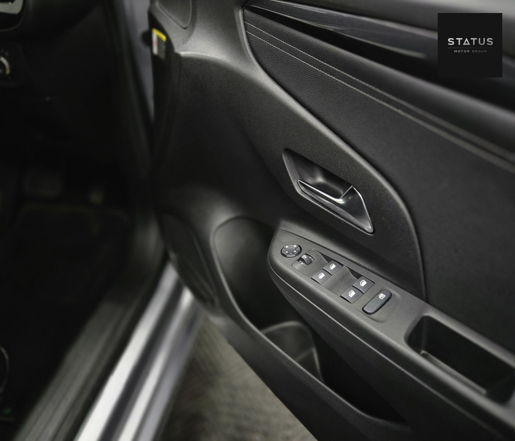 Vauxhall Corsa 1.2 Turbo Elite Nav Hatchback 5dr Petrol Auto Euro 6 (s/s) (100 ps)