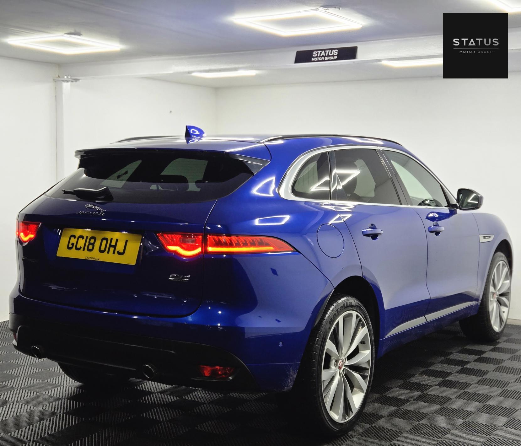 Jaguar F-PACE 2.0 D240 R-Sport SUV 5dr Diesel Auto AWD Euro 6 (s/s) (240 ps)