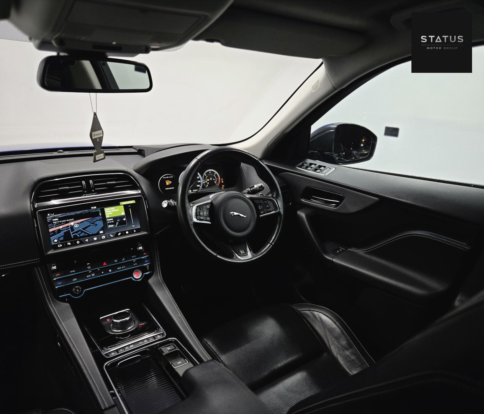 Jaguar F-PACE 2.0 D240 R-Sport SUV 5dr Diesel Auto AWD Euro 6 (s/s) (240 ps)