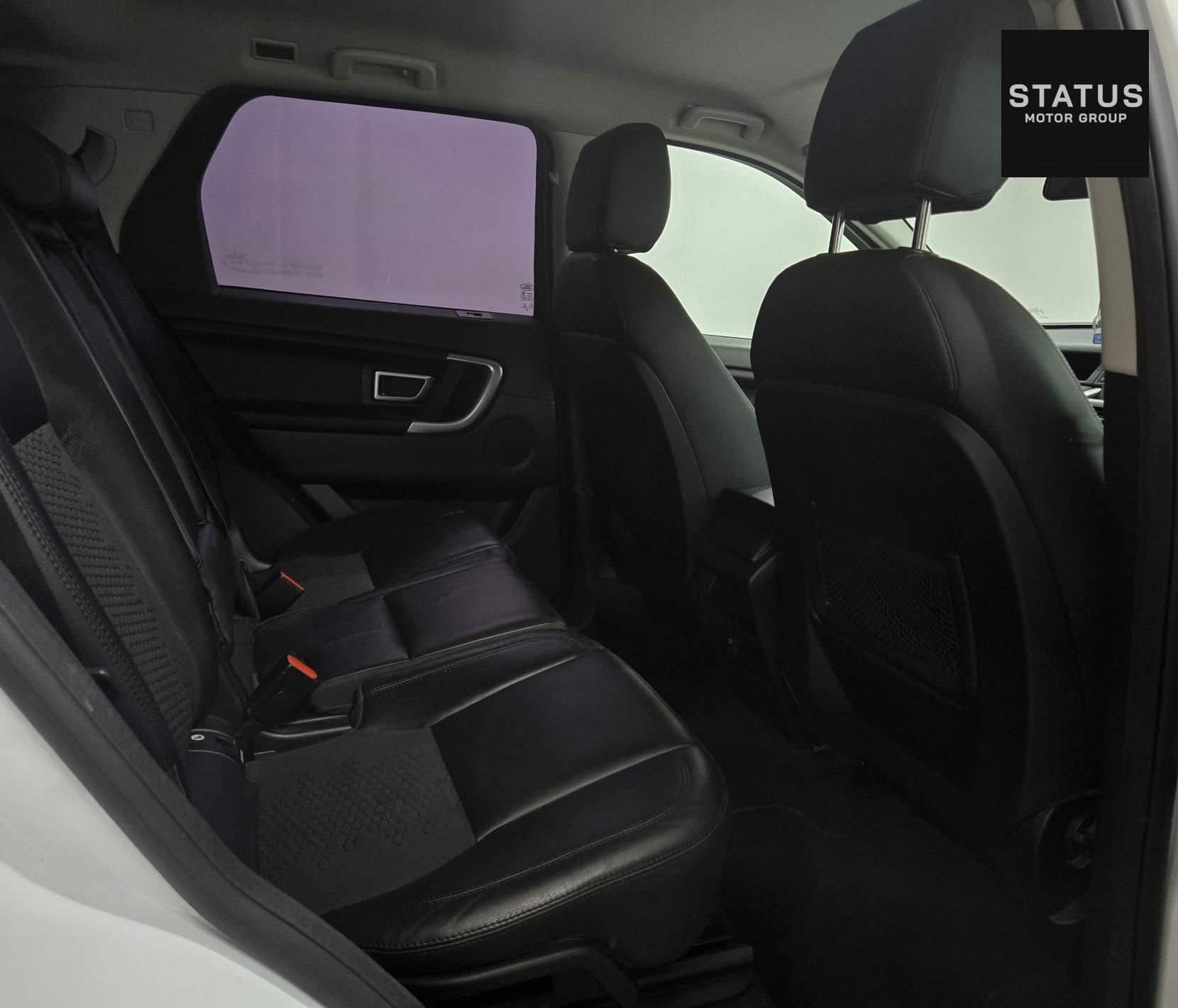 Land Rover Discovery Sport 2.0 TD4 SE Tech SUV 5dr Diesel Auto 4WD Euro 6 (s/s) (180 ps)