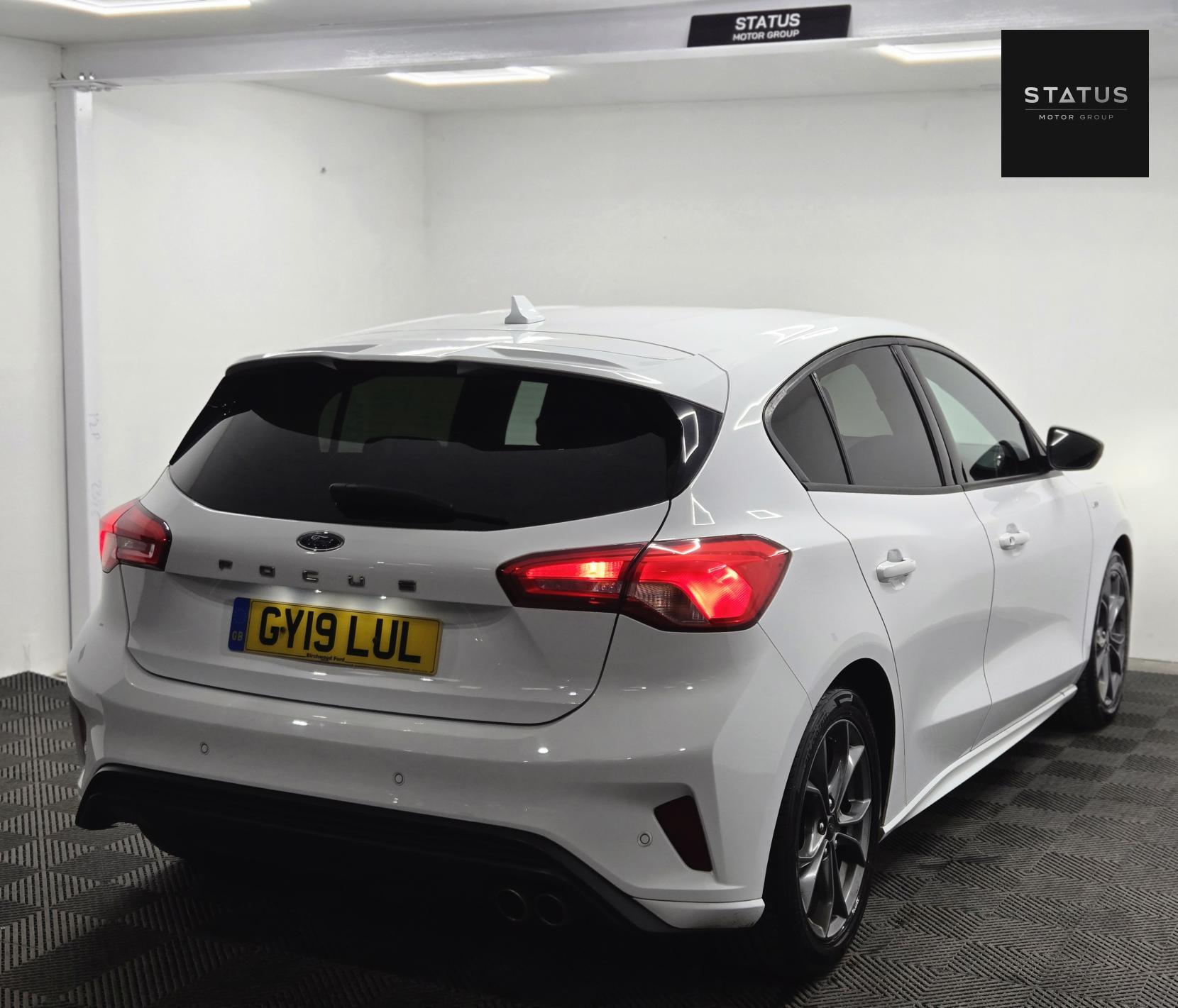 Ford Focus 1.0T EcoBoost ST-Line Hatchback 5dr Petrol Manual Euro 6 (s/s) (125 ps)