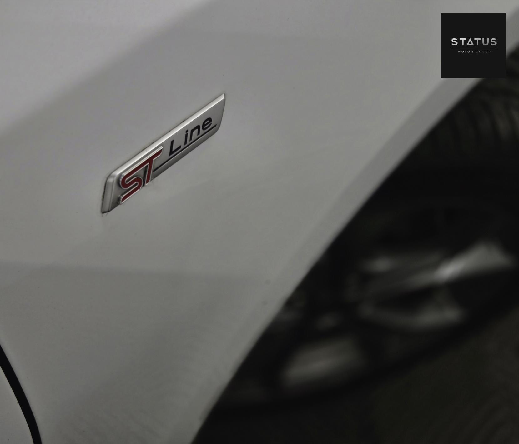 Ford Focus 1.0T EcoBoost ST-Line Hatchback 5dr Petrol Manual Euro 6 (s/s) (125 ps)