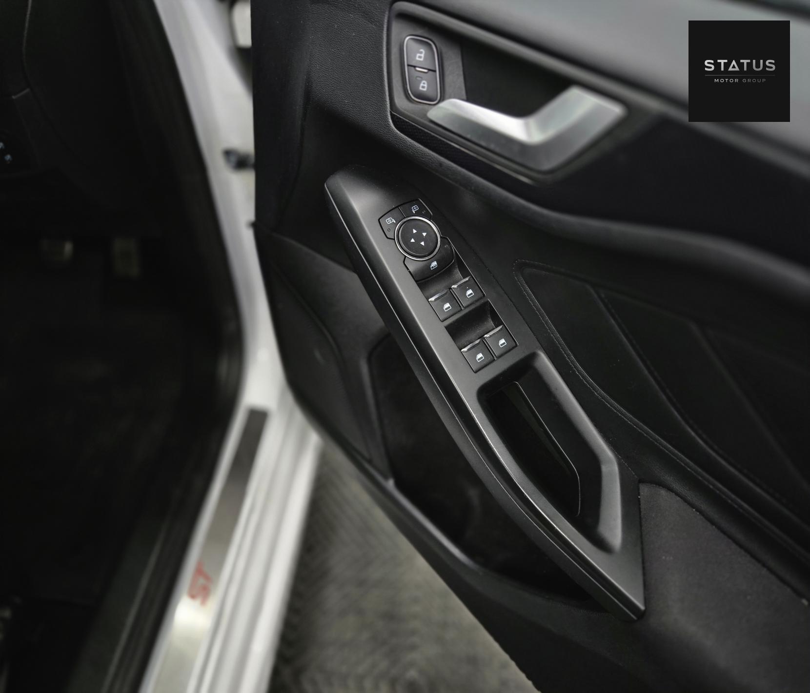 Ford Focus 1.0T EcoBoost ST-Line Hatchback 5dr Petrol Manual Euro 6 (s/s) (125 ps)