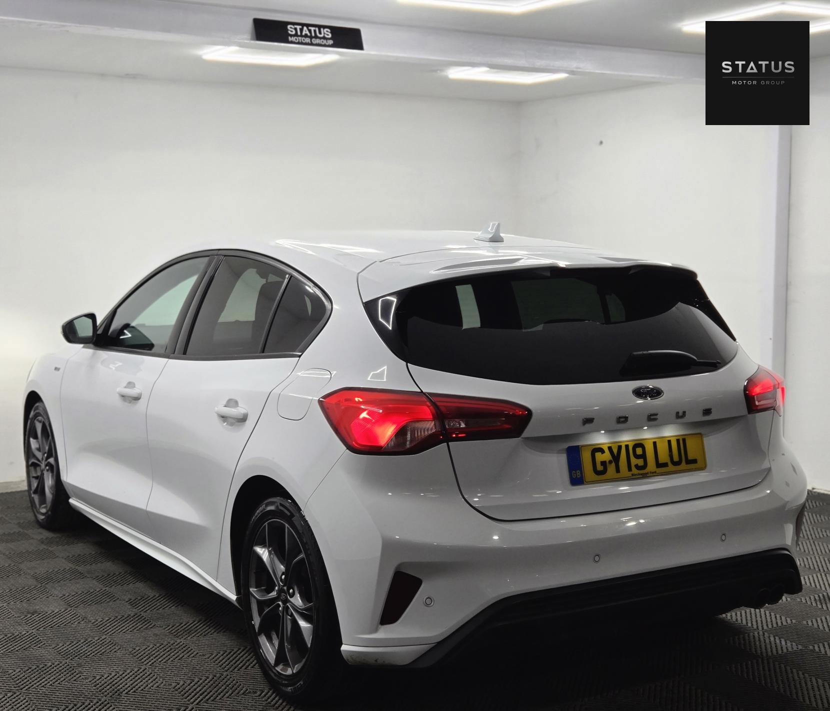 Ford Focus 1.0T EcoBoost ST-Line Hatchback 5dr Petrol Manual Euro 6 (s/s) (125 ps)