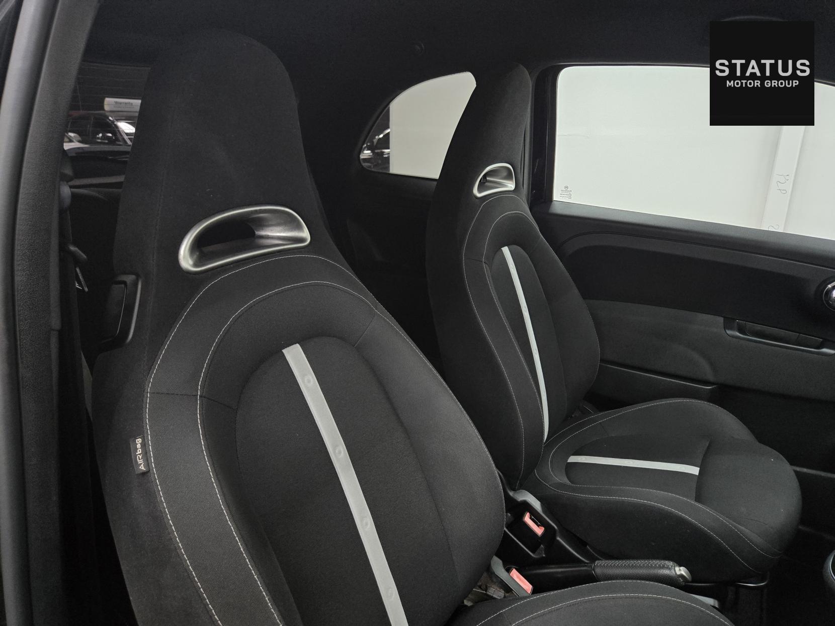 Abarth 500 1.4 T-Jet Hatchback 3dr Petrol Auto Euro 5 (140 bhp)