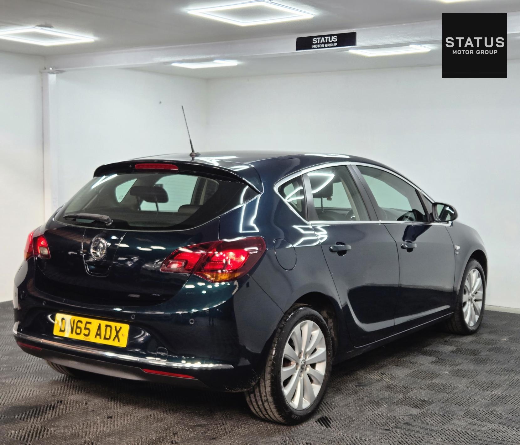 Vauxhall Astra 1.6i Elite Hatchback 5dr Petrol Manual Euro 6 (115 ps)