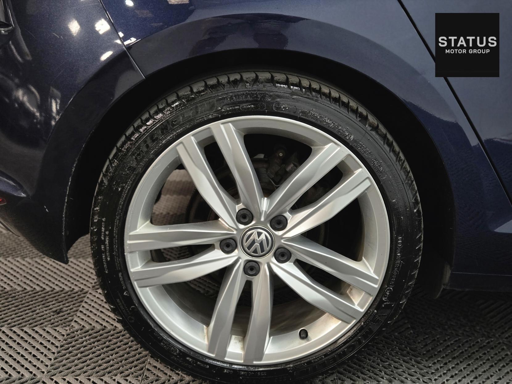 Volkswagen Golf 1.6 TDI BlueMotion Tech GT Edition Hatchback 5dr Diesel DSG Euro 6 (s/s) (110 ps)