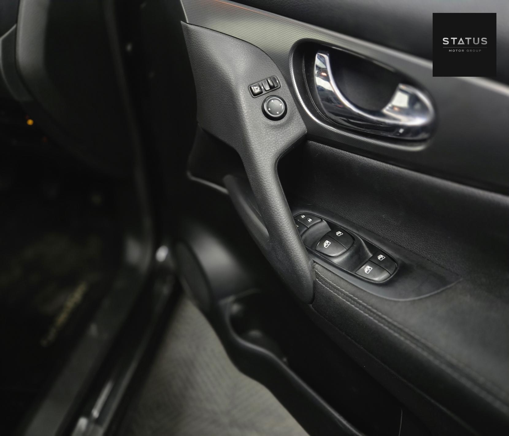 Nissan Qashqai 1.2 DIG-T N-Connecta SUV 5dr Petrol Manual Euro 6 (s/s) (115 ps)