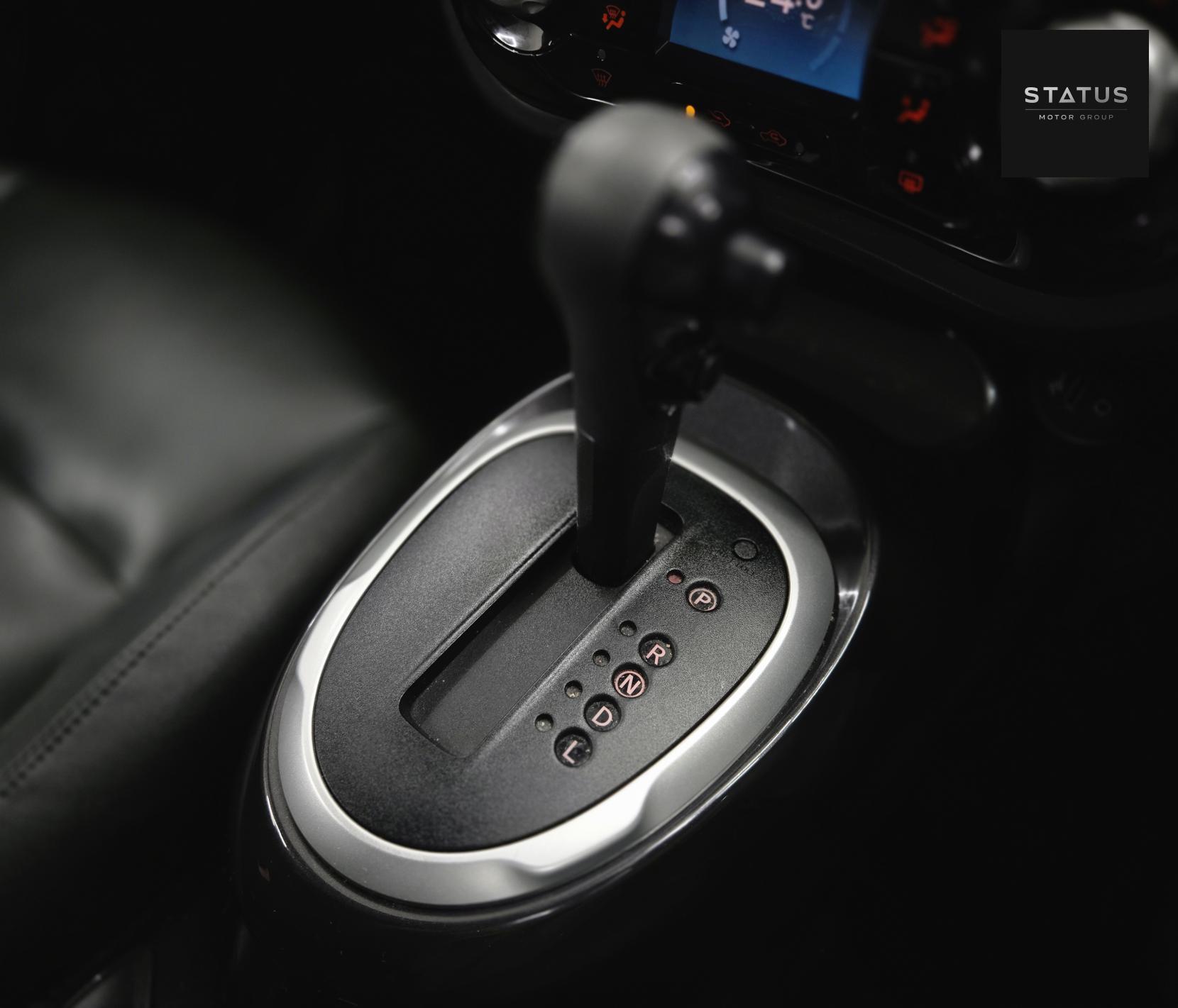 Nissan Juke 1.6 Tekna SUV 5dr Petrol XTRON Euro 6 (117 ps)