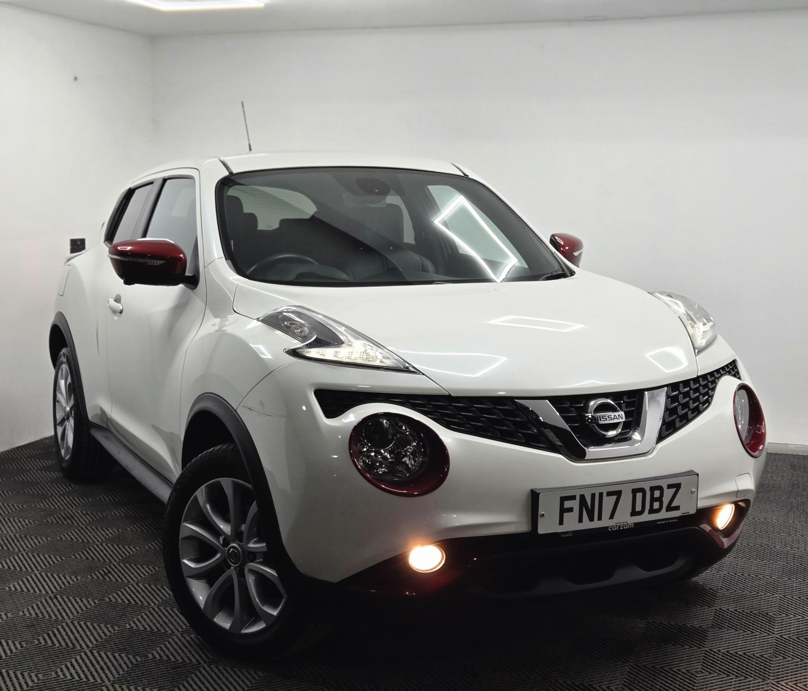 Nissan Juke 1.6 Tekna SUV 5dr Petrol XTRON Euro 6 (117 ps)