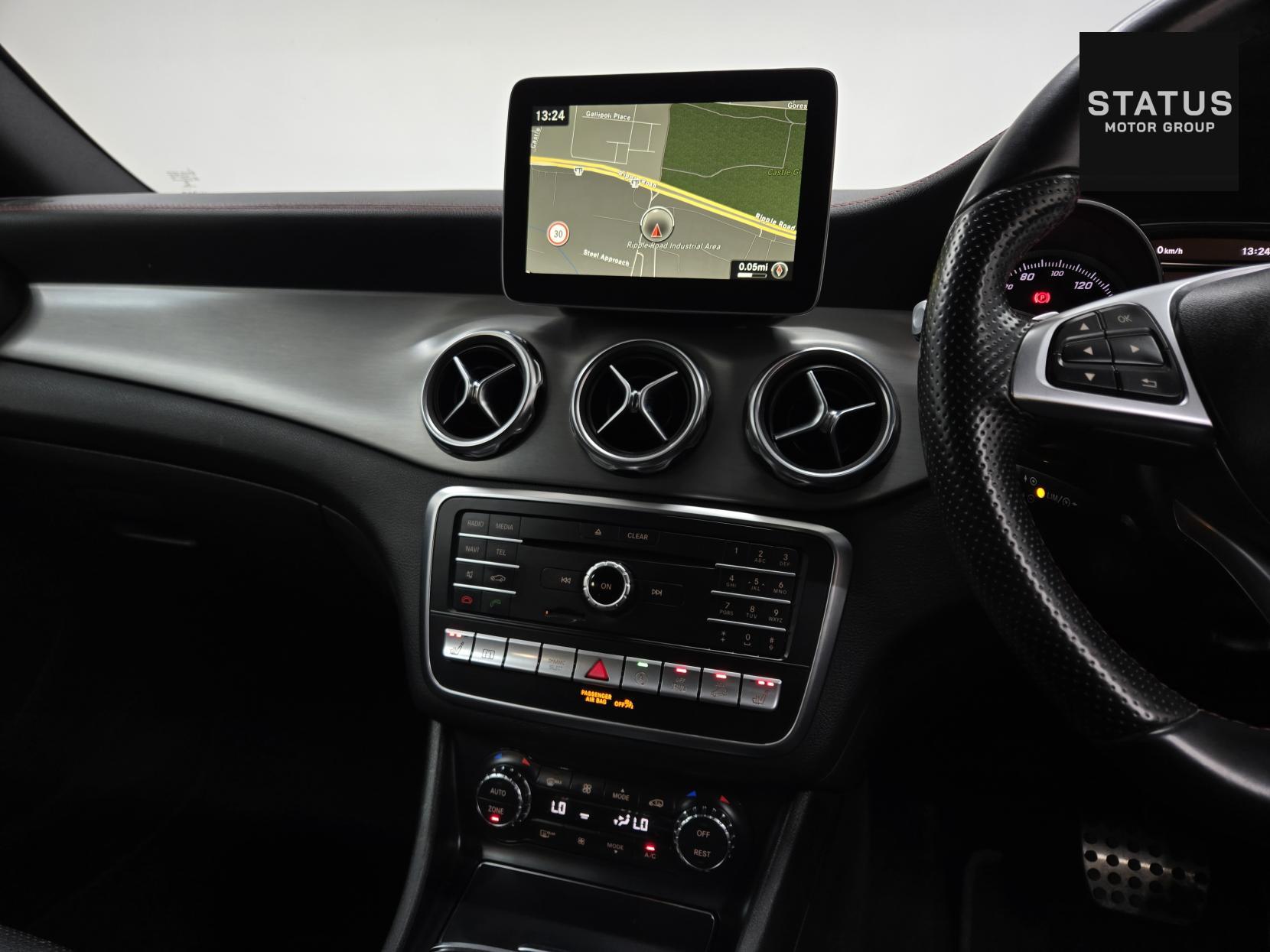 Mercedes-Benz GLA 2.1 GLA220d AMG Line (Premium) SUV 5dr Diesel 7G-DCT 4MATIC Euro 6 (s/s) (177 ps)