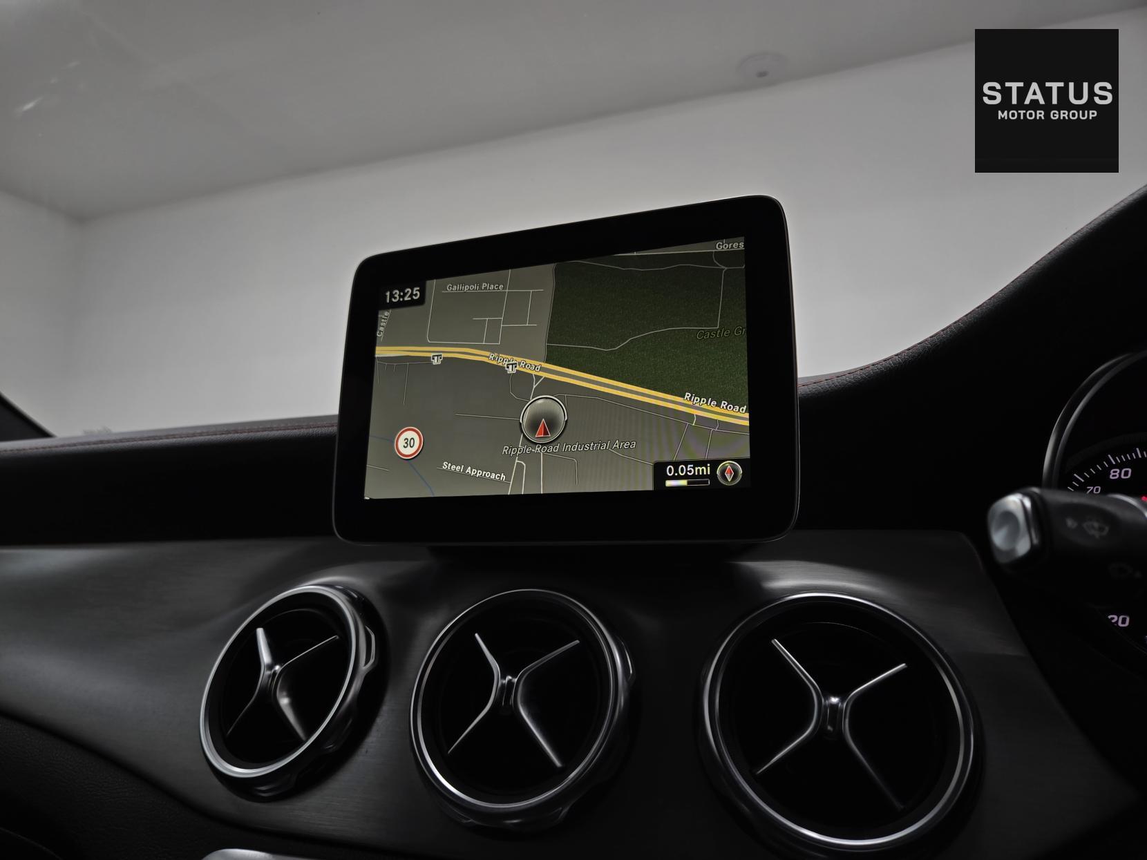 Mercedes-Benz GLA 2.1 GLA220d AMG Line (Premium) SUV 5dr Diesel 7G-DCT 4MATIC Euro 6 (s/s) (177 ps)