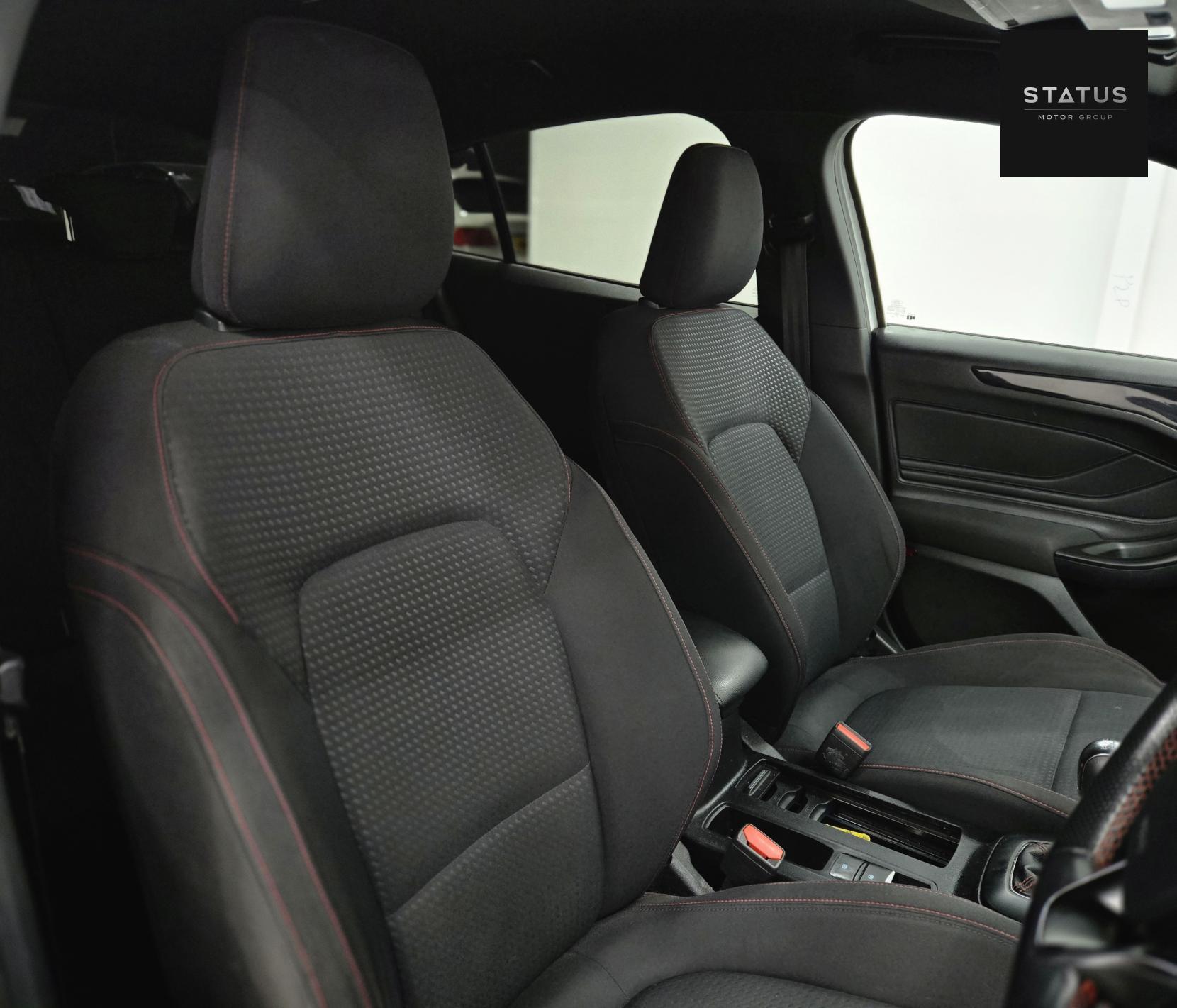 Ford Focus 1.0T EcoBoost ST-Line Hatchback 5dr Petrol Manual Euro 6 (s/s) (125 ps)