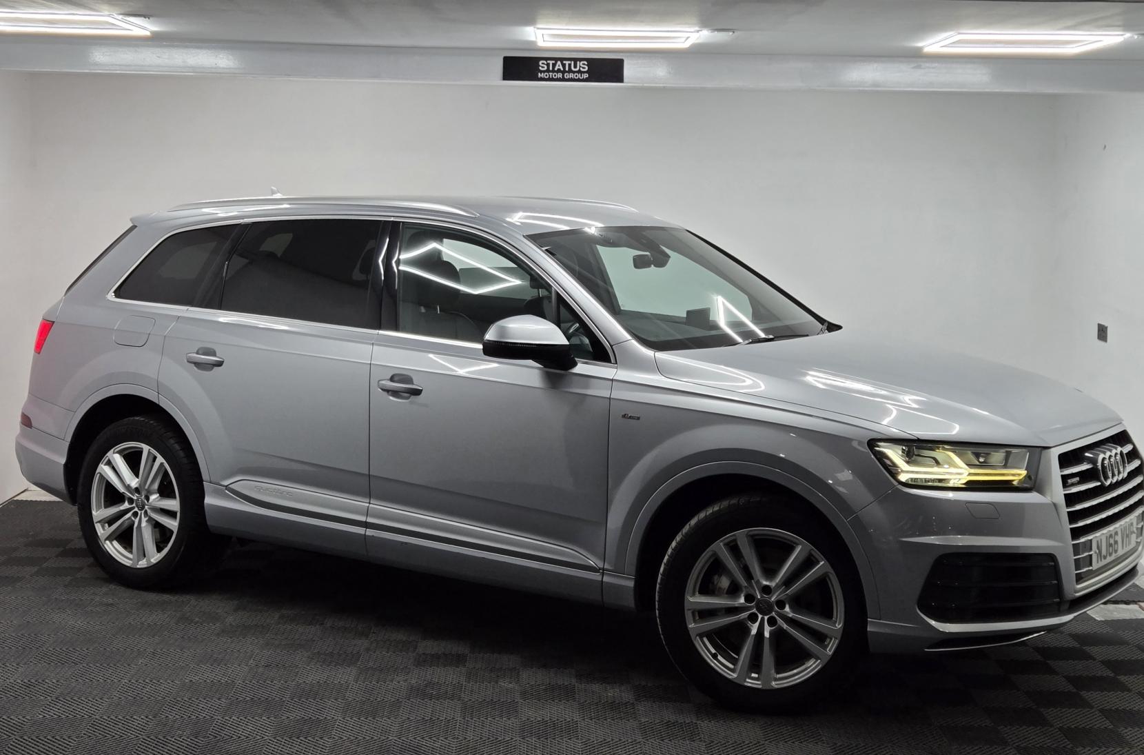 Audi Q7 3.0 TDI V6 S line SUV 5dr Diesel Tiptronic quattro Euro 6 (s/s) (218 ps)