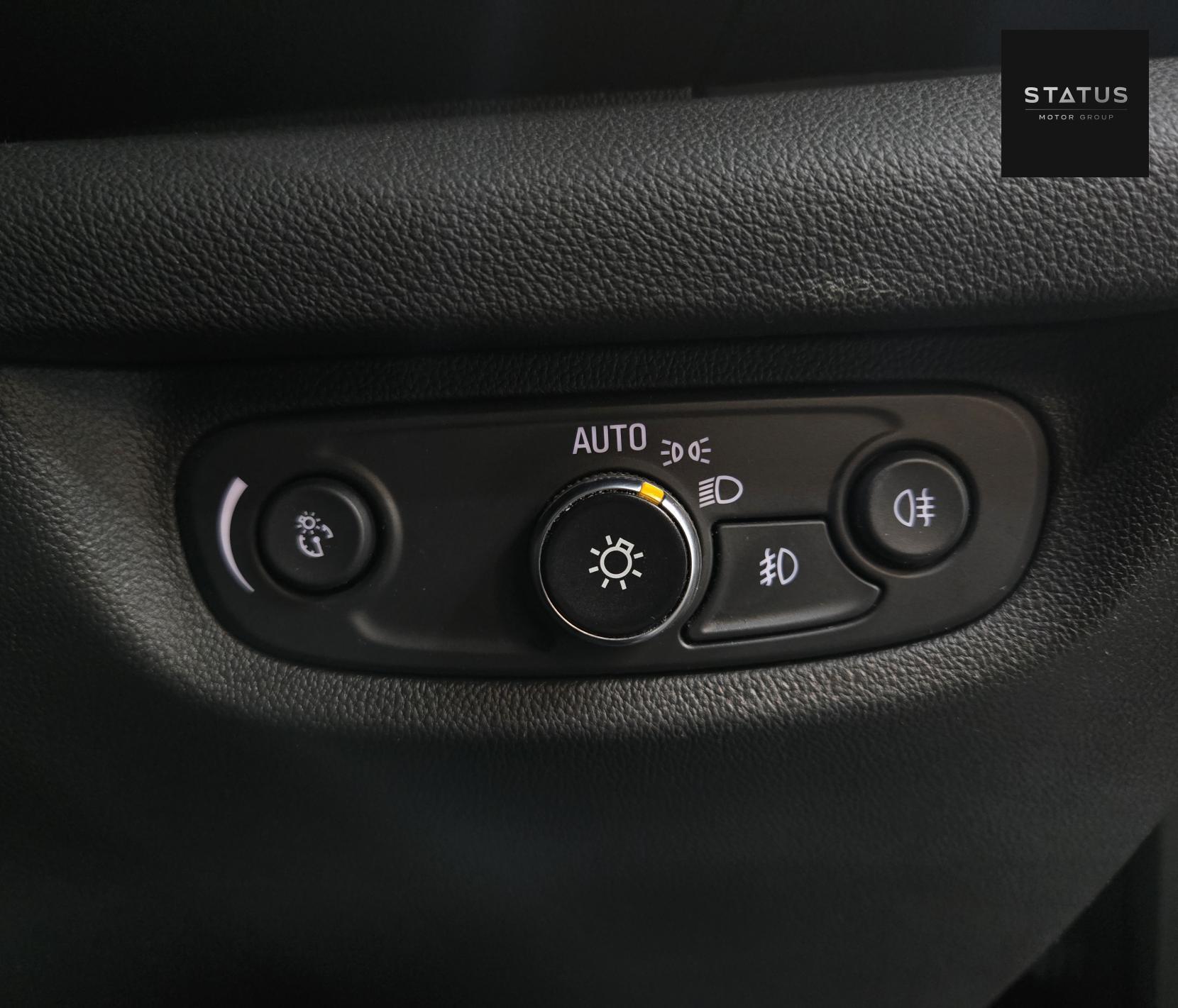 Vauxhall Insignia 1.6 Turbo D BlueInjection Elite Nav Grand Sport 5dr Diesel Manual Euro 6 (s/s) (136 ps)