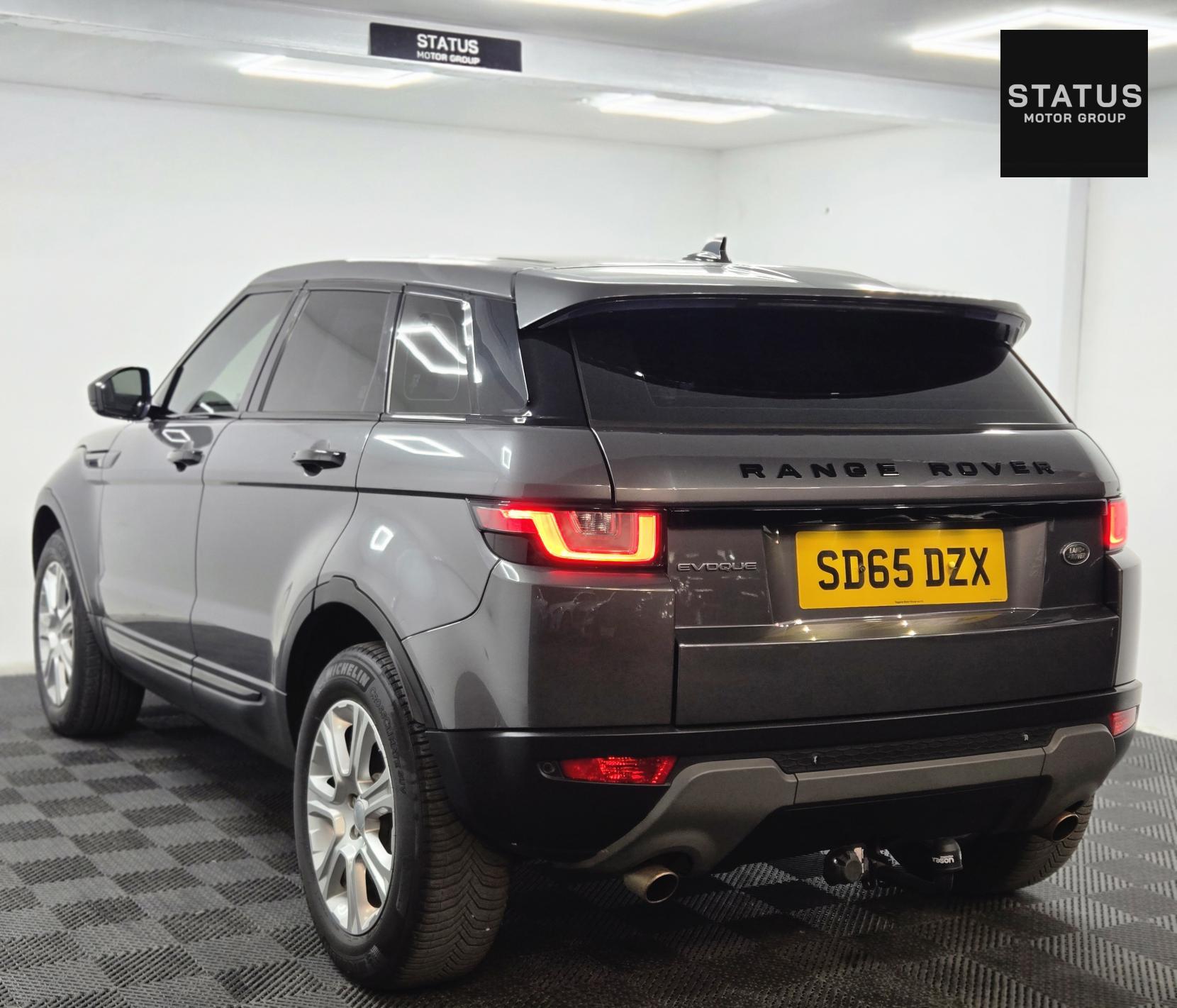 Land Rover Range Rover Evoque 2.0 TD4 SE Tech SUV 5dr Diesel Auto 4WD Euro 6 (s/s) (180 ps)