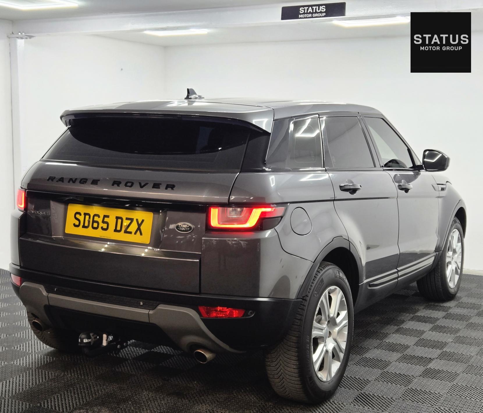 Land Rover Range Rover Evoque 2.0 TD4 SE Tech SUV 5dr Diesel Auto 4WD Euro 6 (s/s) (180 ps)