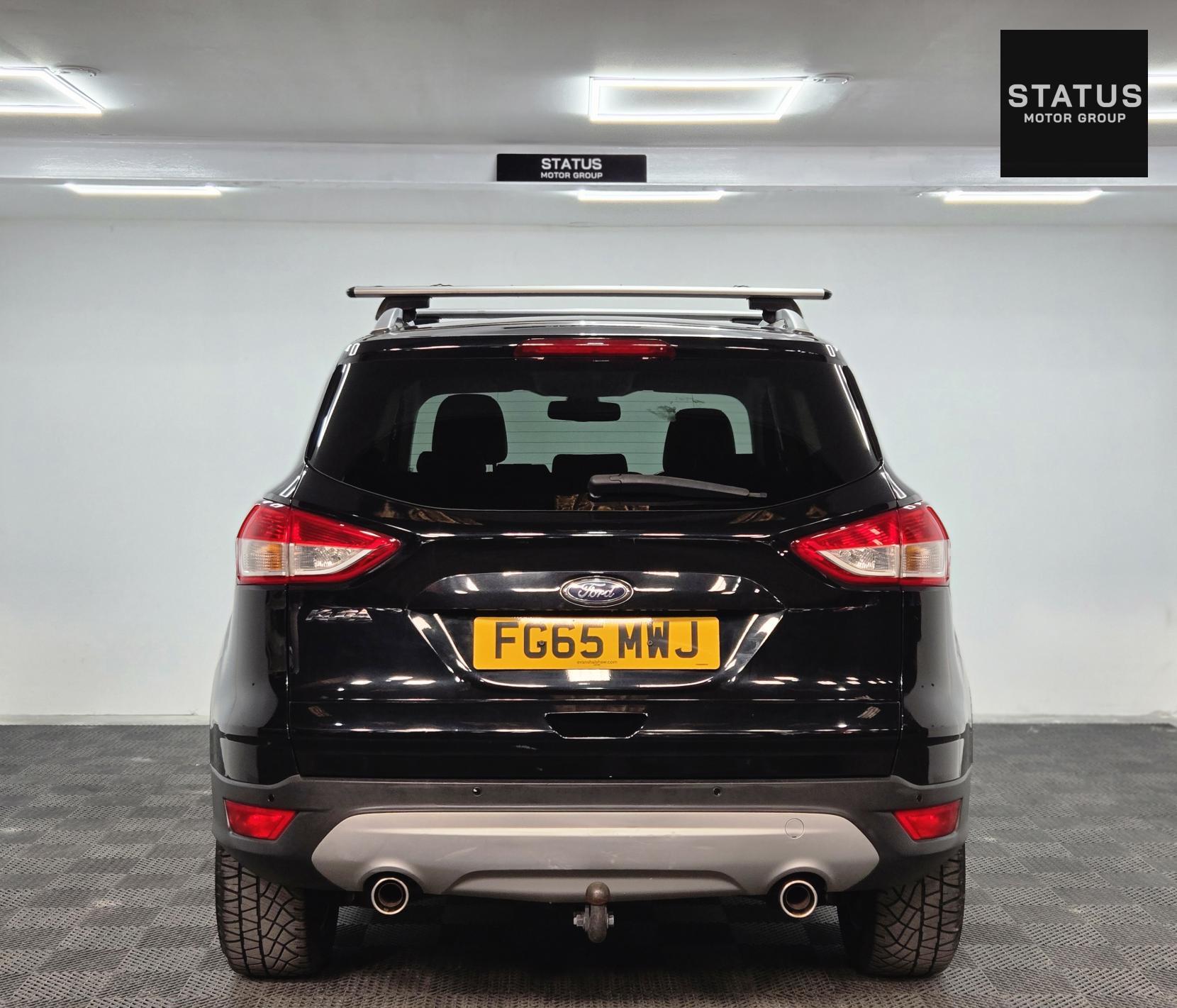 Ford Kuga 2.0 TDCi Titanium SUV 5dr Diesel Powershift AWD Euro 6 (s/s) (180 ps)