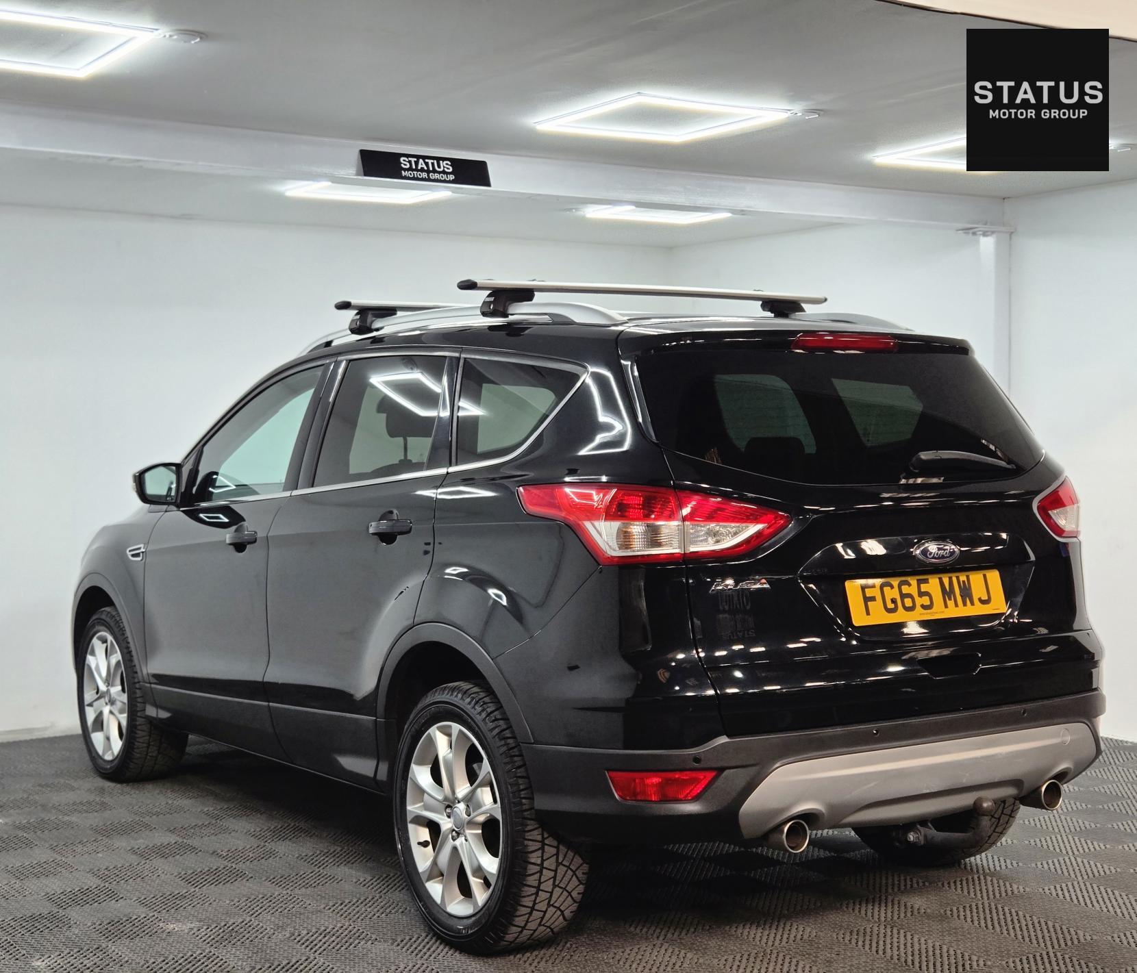 Ford Kuga 2.0 TDCi Titanium SUV 5dr Diesel Powershift AWD Euro 6 (s/s) (180 ps)