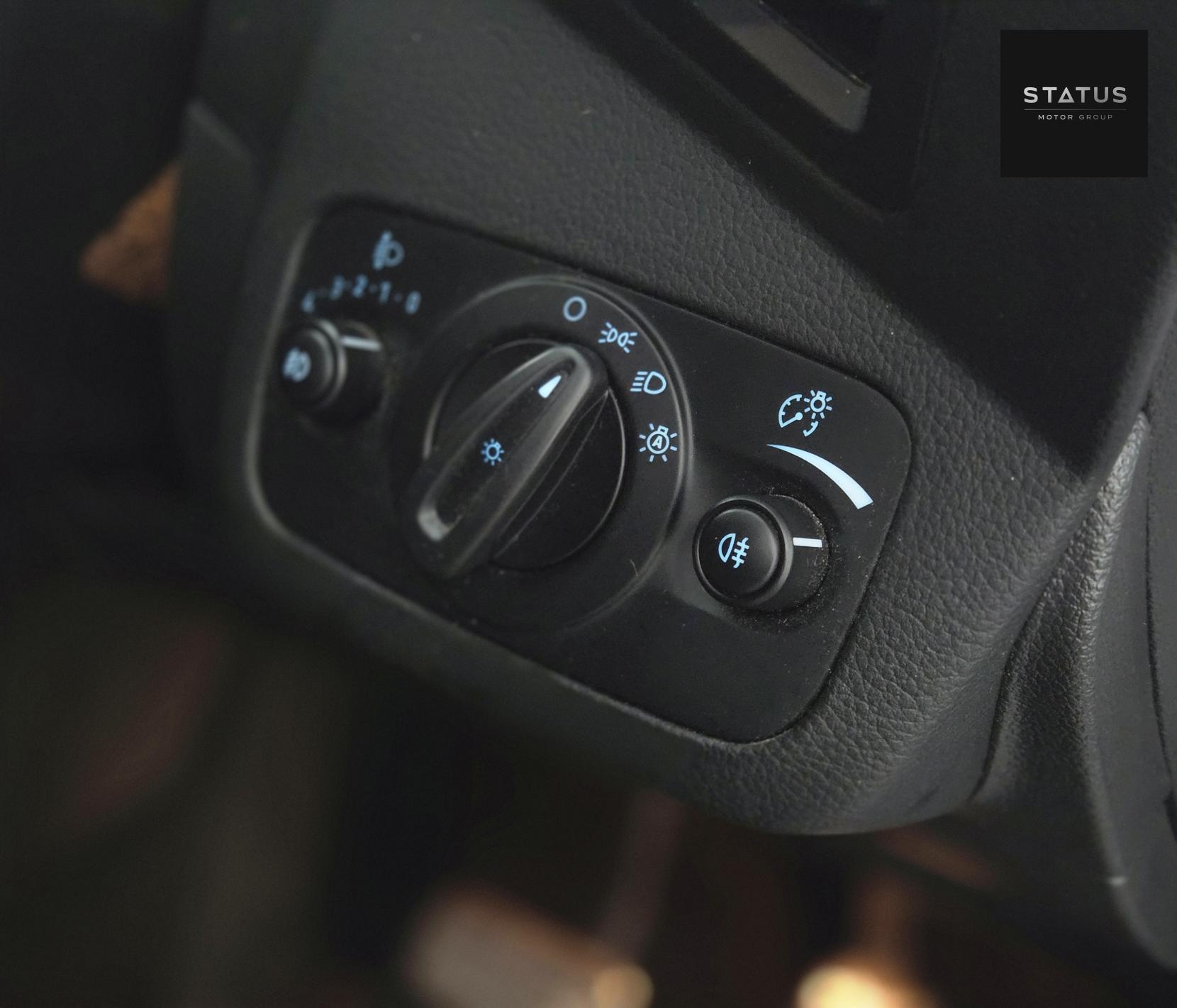 Ford Kuga 1.5T EcoBoost ST-Line SUV 5dr Petrol Auto AWD Euro 6 (s/s) (176 ps)