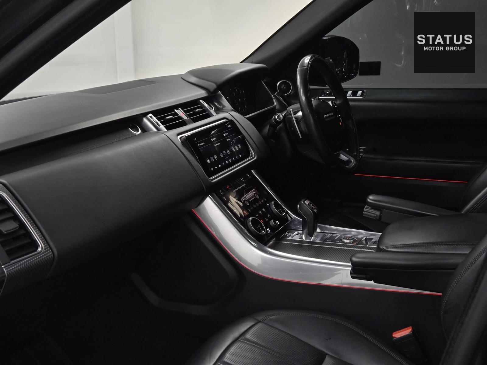 Land Rover Range Rover Sport 3.0 SD V6 HSE Dynamic SUV 5dr Diesel Auto 4WD Euro 6 (s/s) (306 ps)