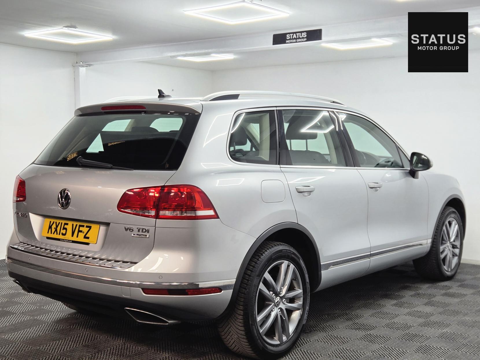 Volkswagen Touareg 3.0 TDI V6 BlueMotion Tech SE SUV 5dr Diesel Tiptronic 4WD Euro 6 (s/s) (204 ps)