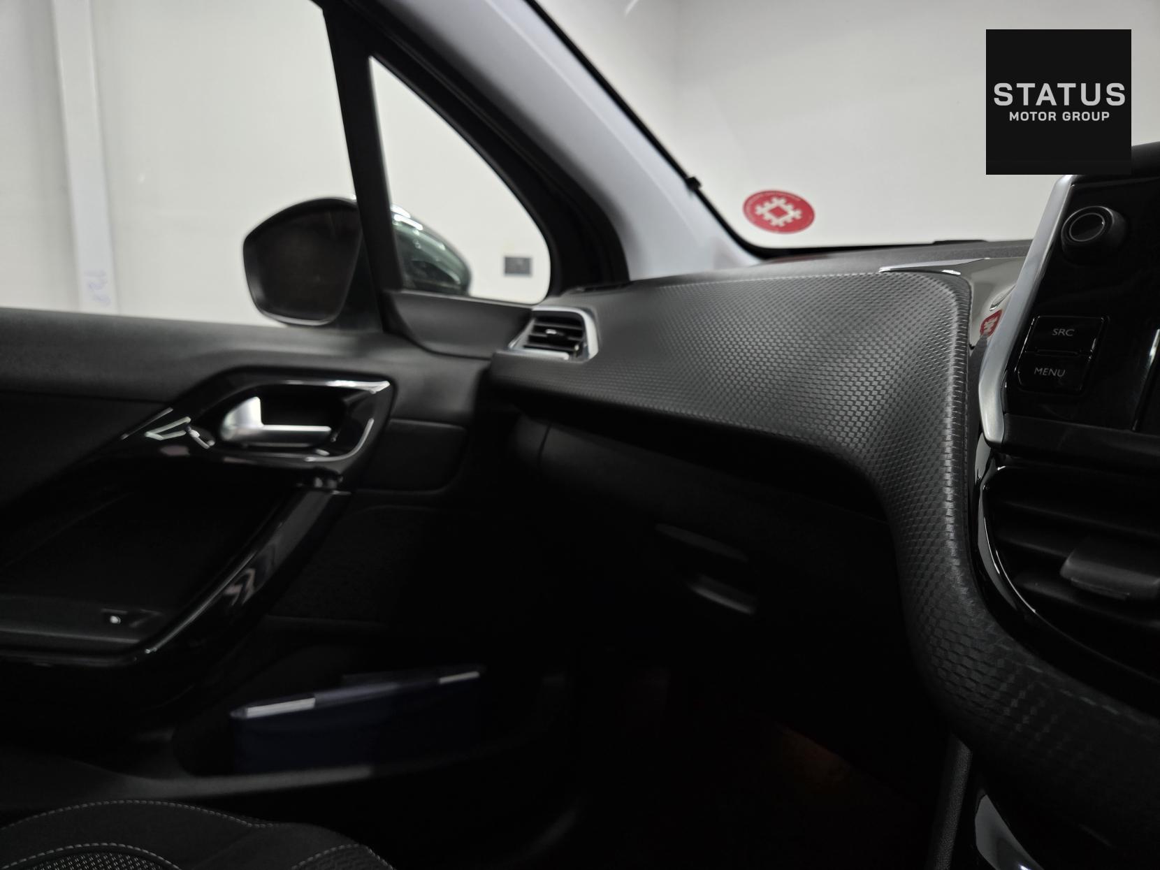 Peugeot 208 1.2 PureTech Tech Edition Hatchback 5dr Petrol EAT Euro 6 (s/s) (110 ps)