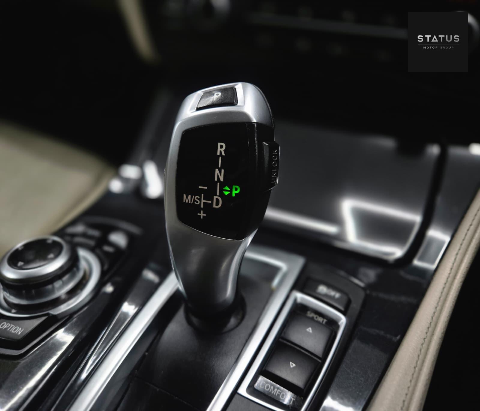 BMW 5 Series 2.0 520d SE Saloon 4dr Diesel Steptronic Euro 5 (s/s) (184 ps)