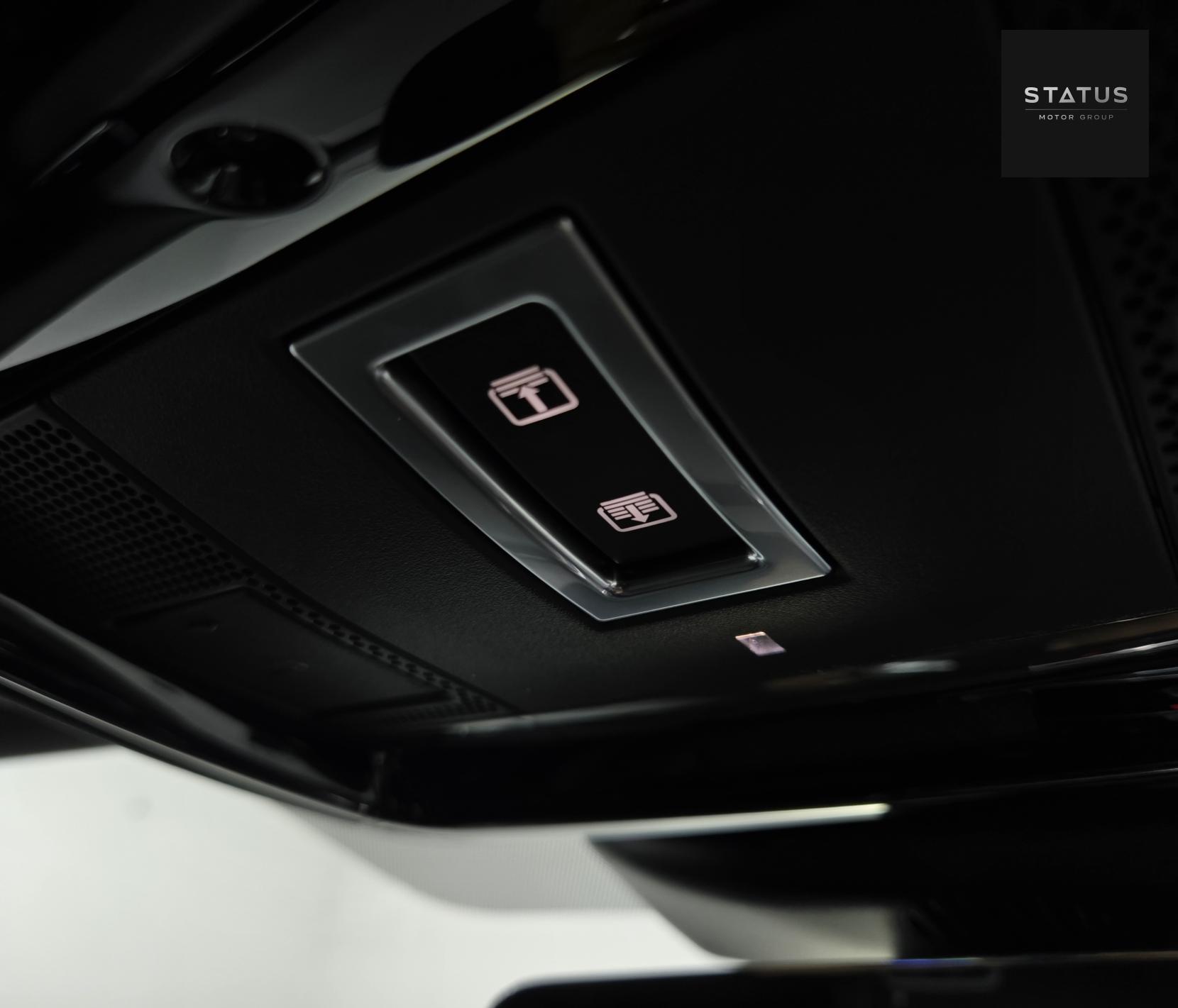 Land Rover Range Rover Velar 2.0 D180 R-Dynamic SE SUV 5dr Diesel Auto 4WD Euro 6 (s/s) (180 ps)