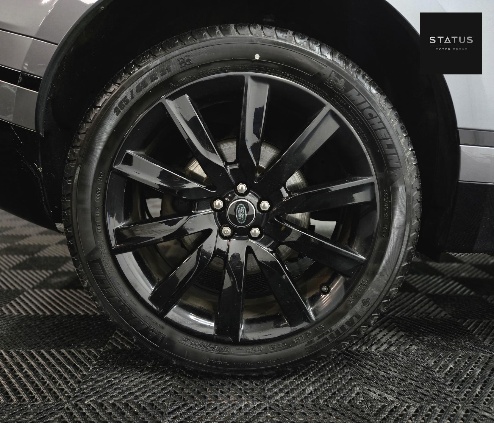 Land Rover Range Rover Velar 2.0 D180 R-Dynamic SE SUV 5dr Diesel Auto 4WD Euro 6 (s/s) (180 ps)