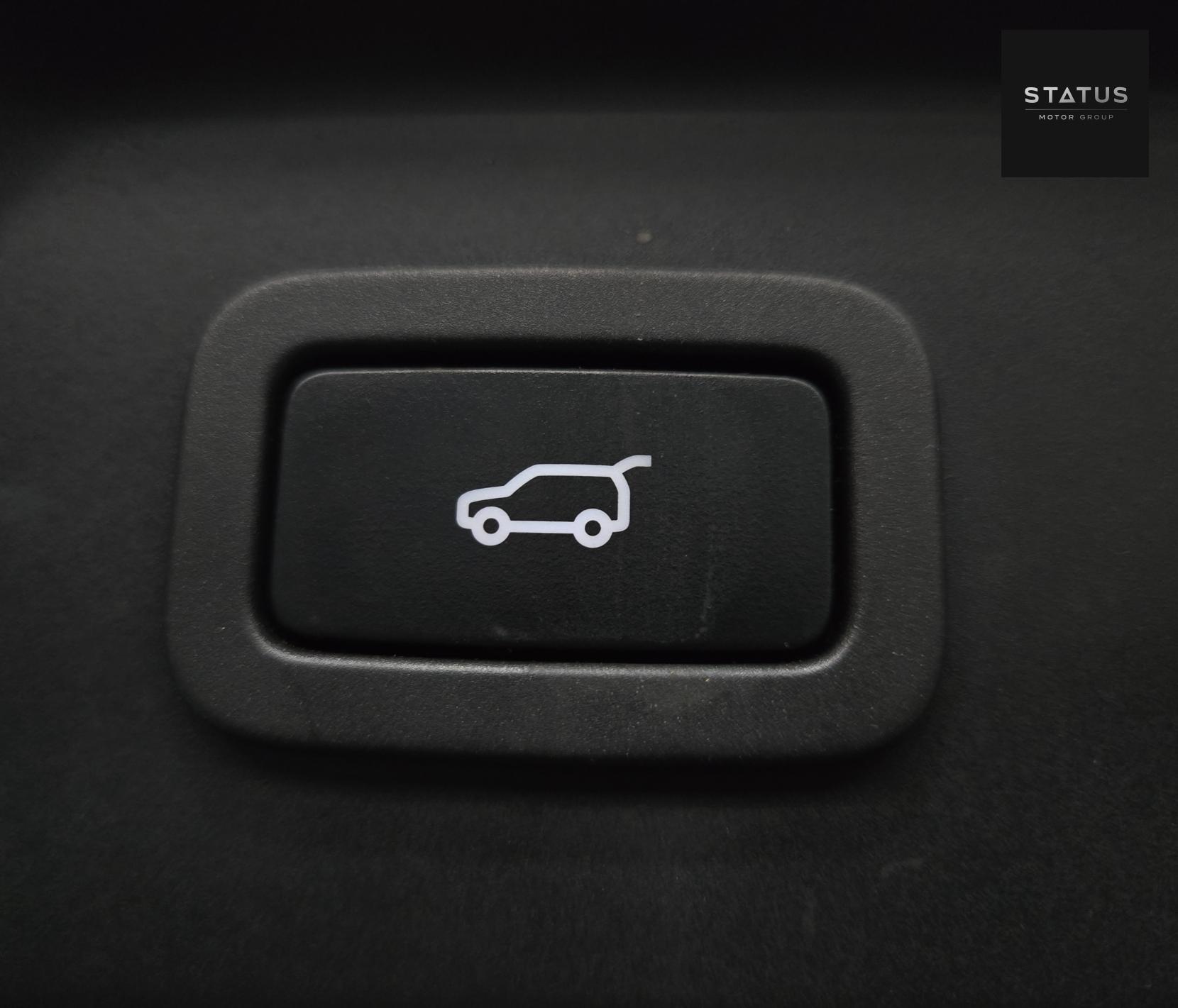 Land Rover Range Rover Velar 2.0 D180 R-Dynamic SE SUV 5dr Diesel Auto 4WD Euro 6 (s/s) (180 ps)