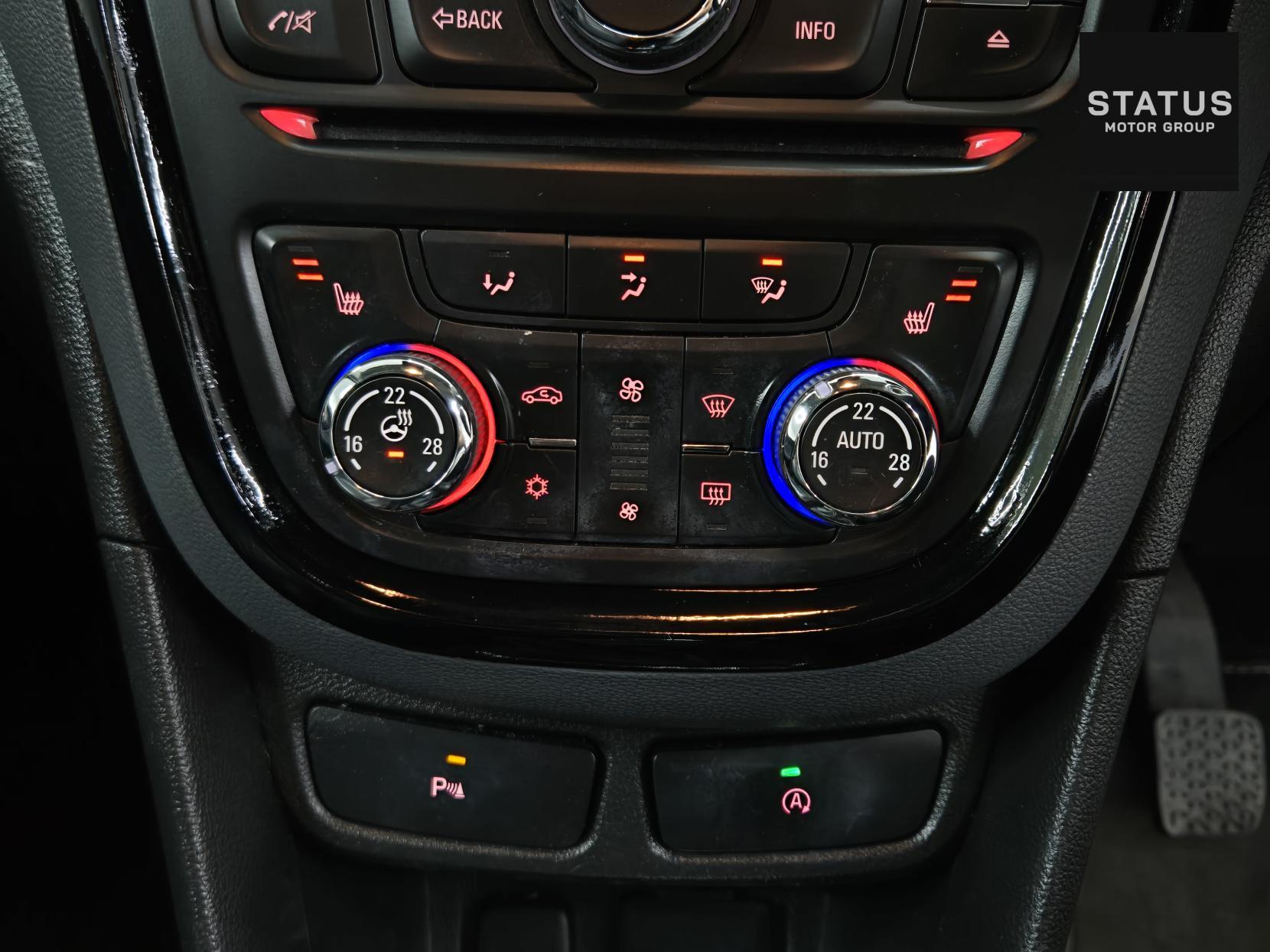 Vauxhall Mokka 1.6 CDTi ecoFLEX SE SUV 5dr Diesel Manual 2WD Euro 6 (s/s) (136 ps)