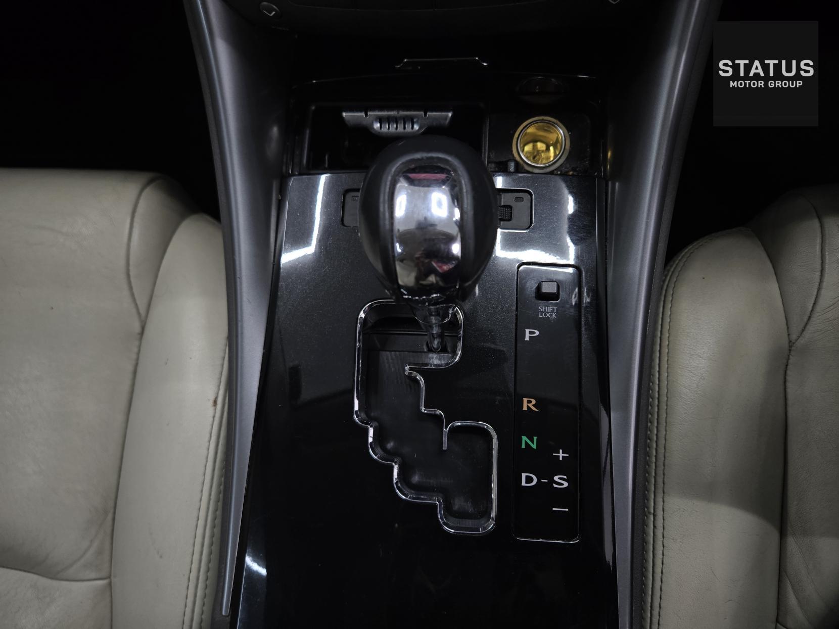 Lexus IS 2.5 250 V6 Advance Saloon 4dr Petrol Auto Euro 5 (208 ps)